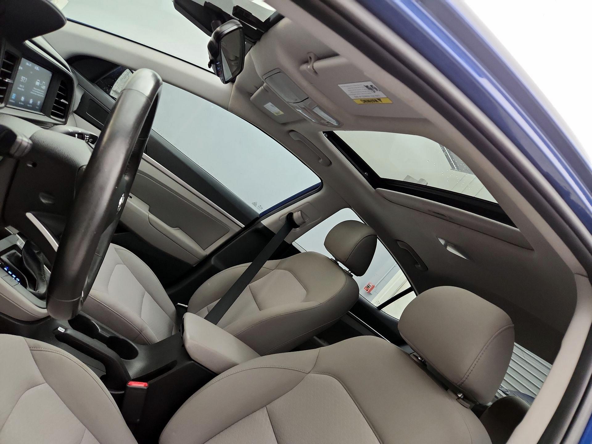 Thumbnail: 2020 Hyundai Elantra - 19