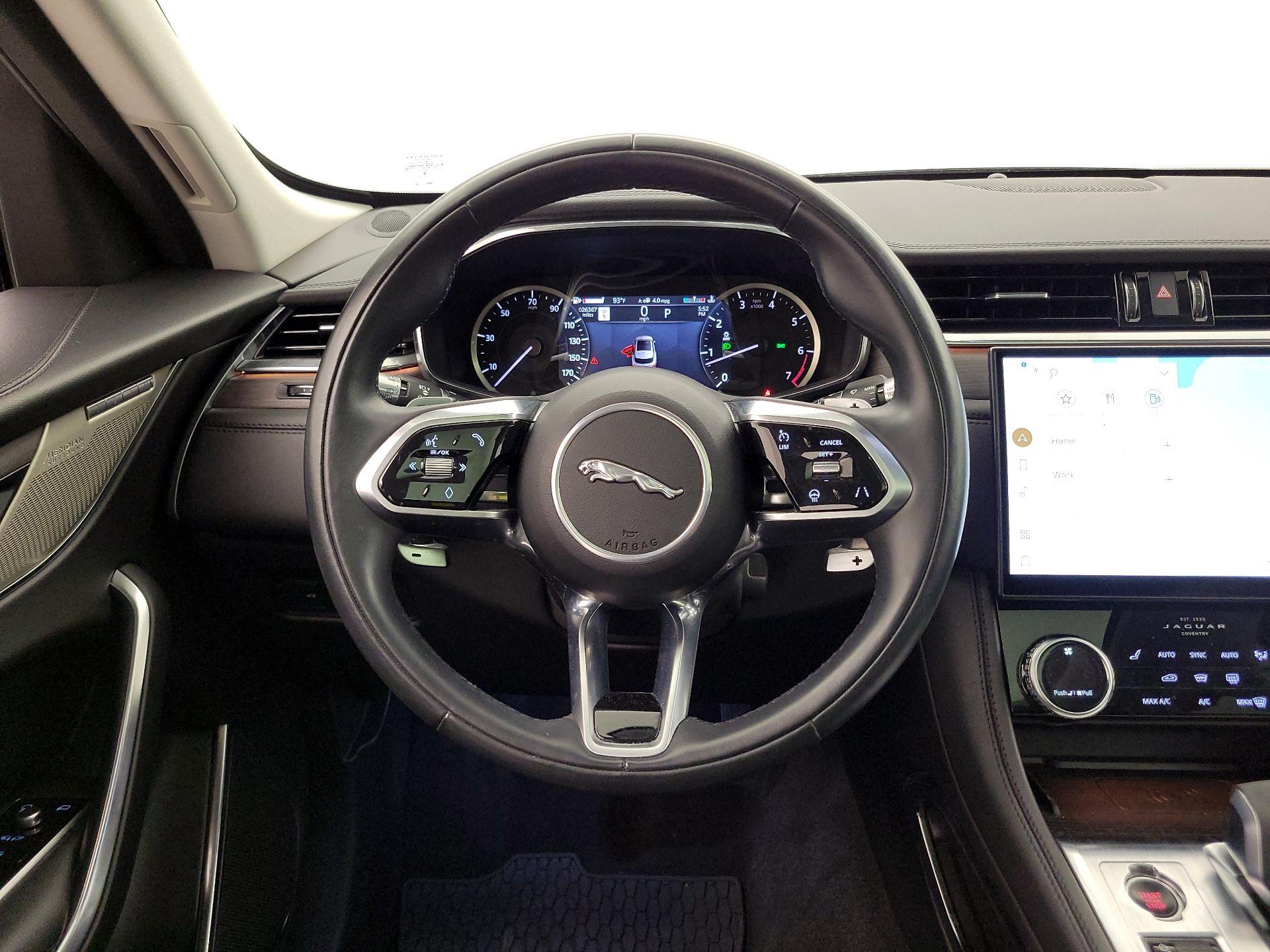 Thumbnail: 2022 Jaguar F-Pace - 10