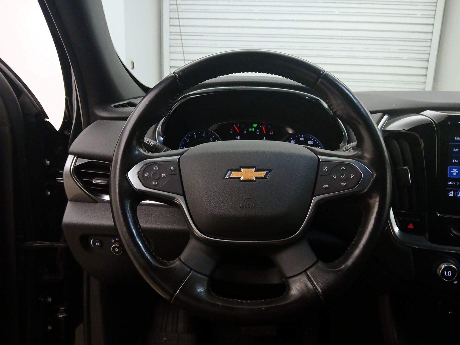 Thumbnail: 2022 Chevrolet Traverse - 10