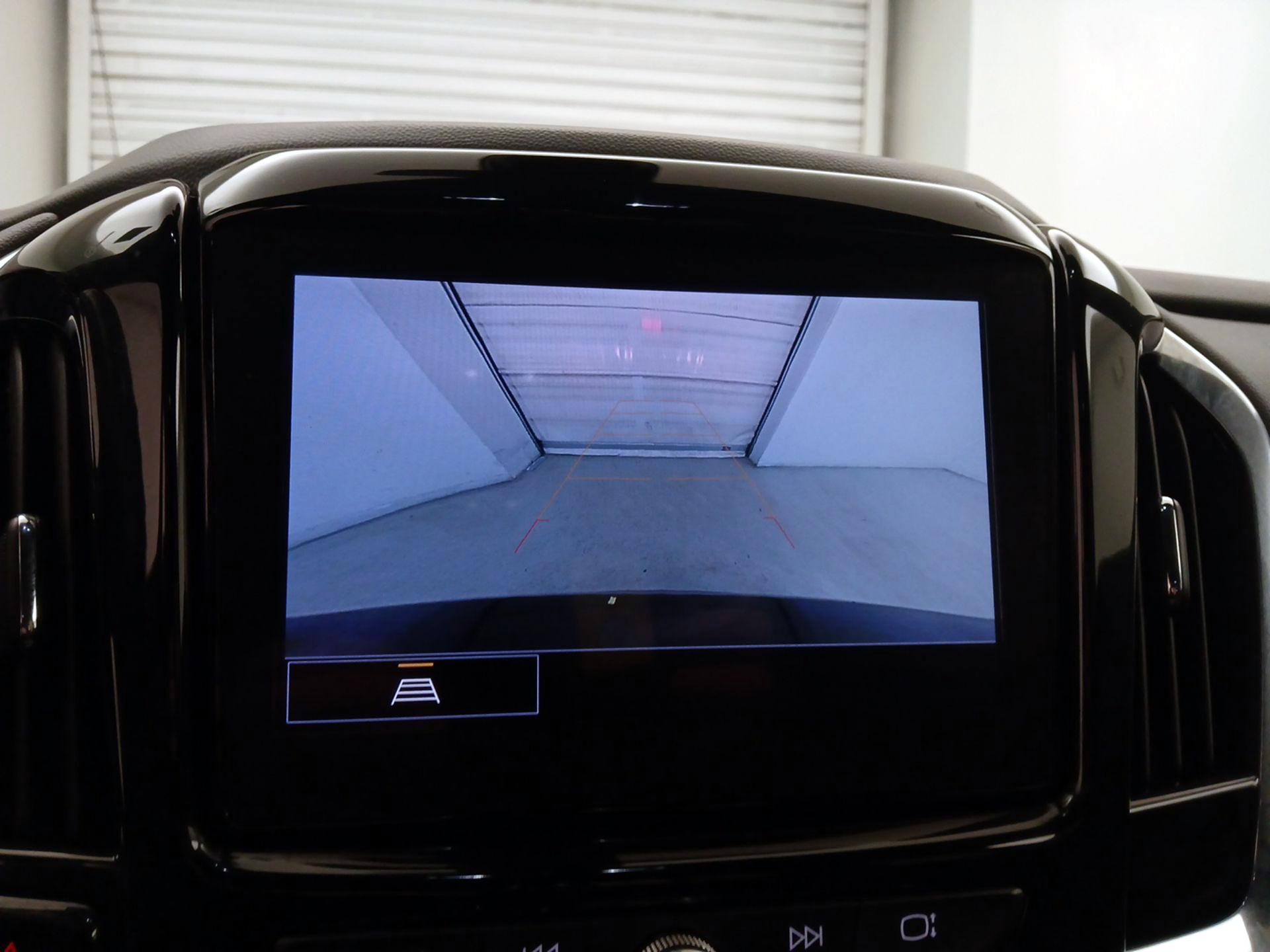 Thumbnail: 2022 Chevrolet Traverse - 14