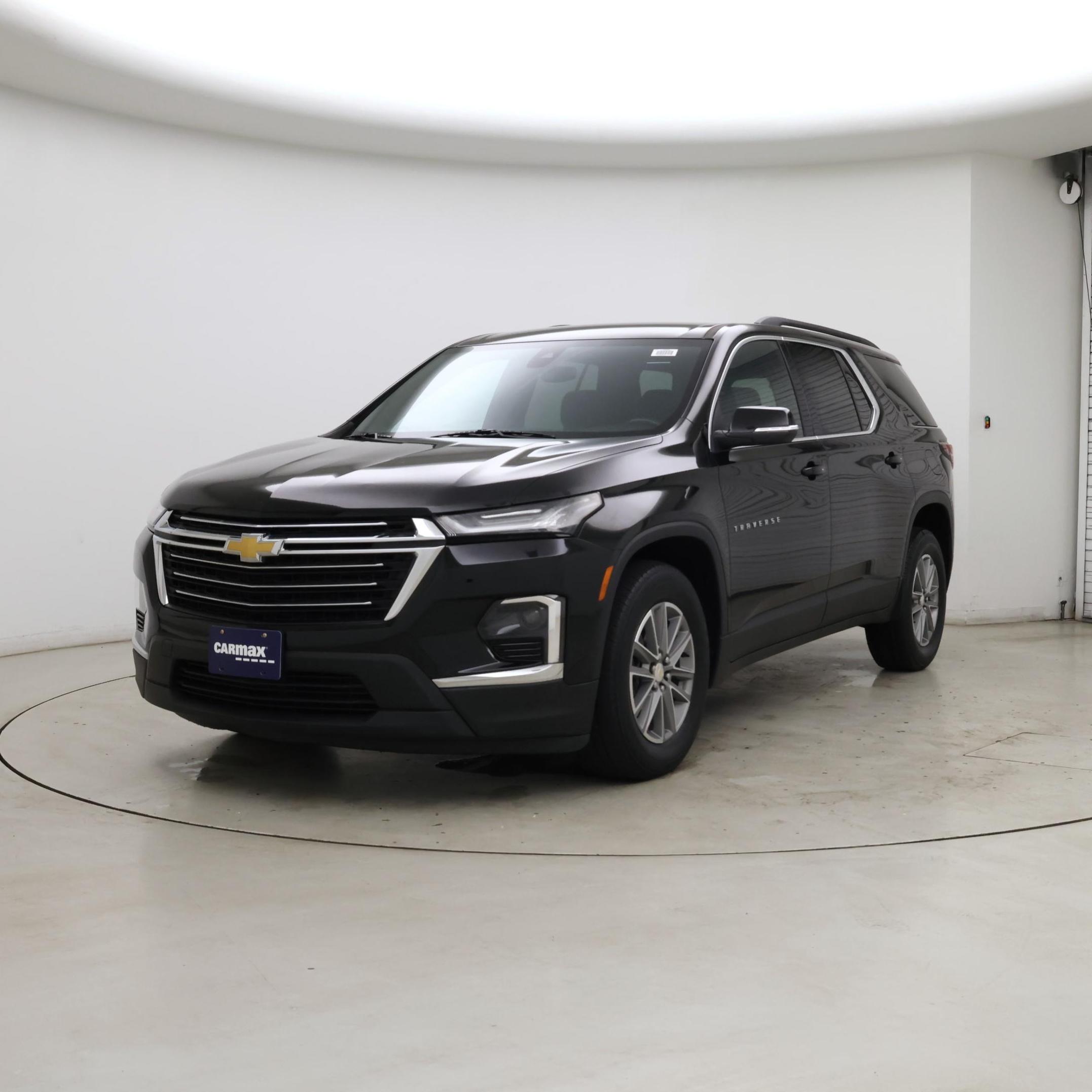 Thumbnail: 2022 Chevrolet Traverse - 4