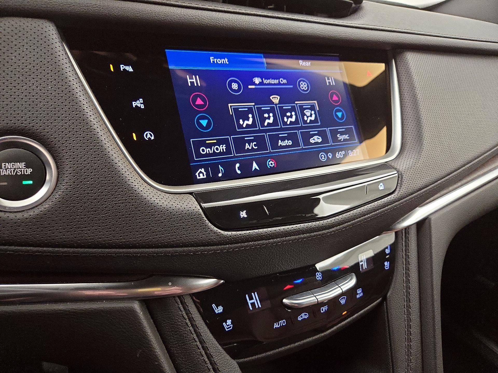 Thumbnail: 2023 Cadillac XT5 - 17