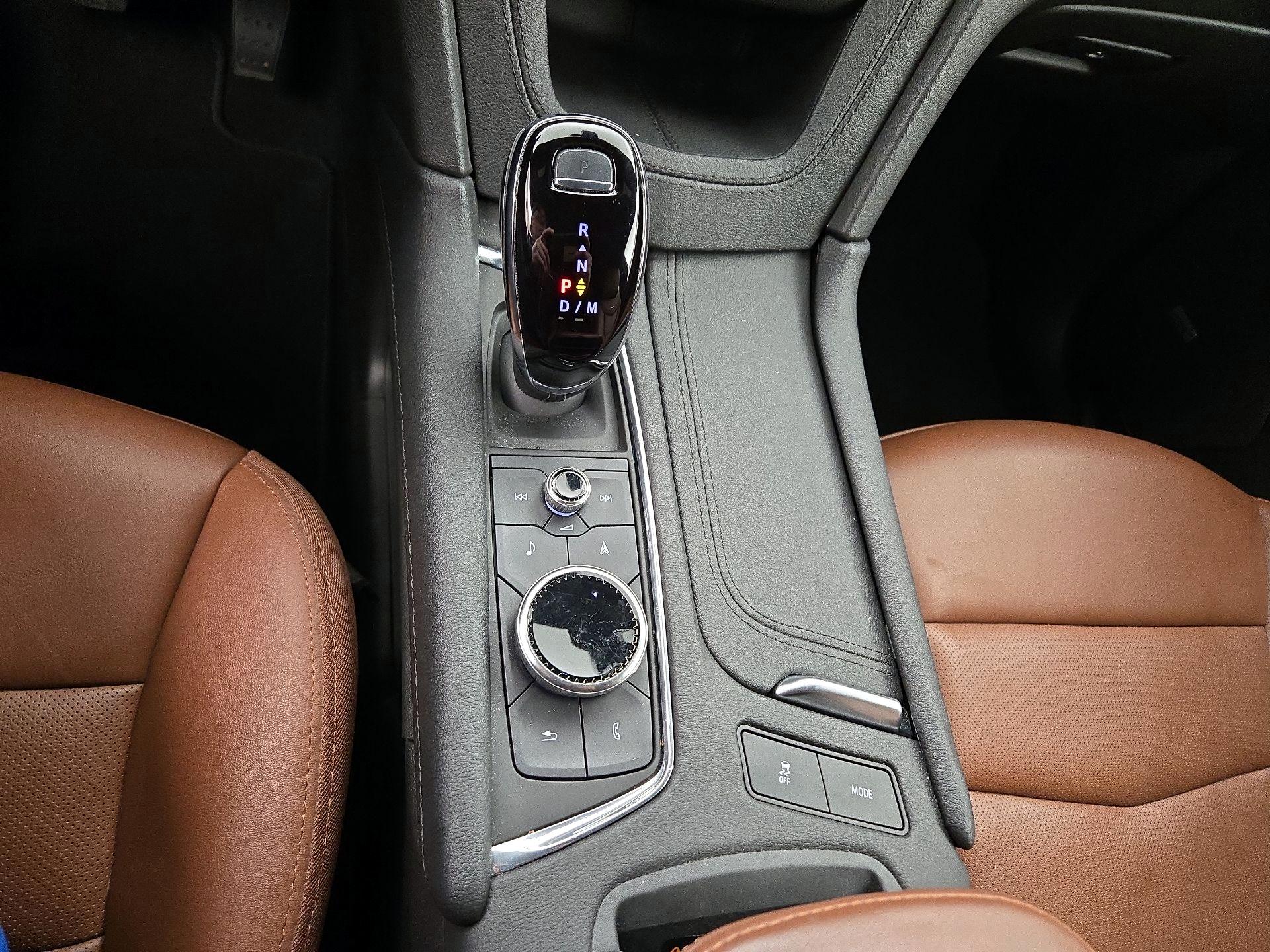 Thumbnail: 2023 Cadillac XT5 - 18