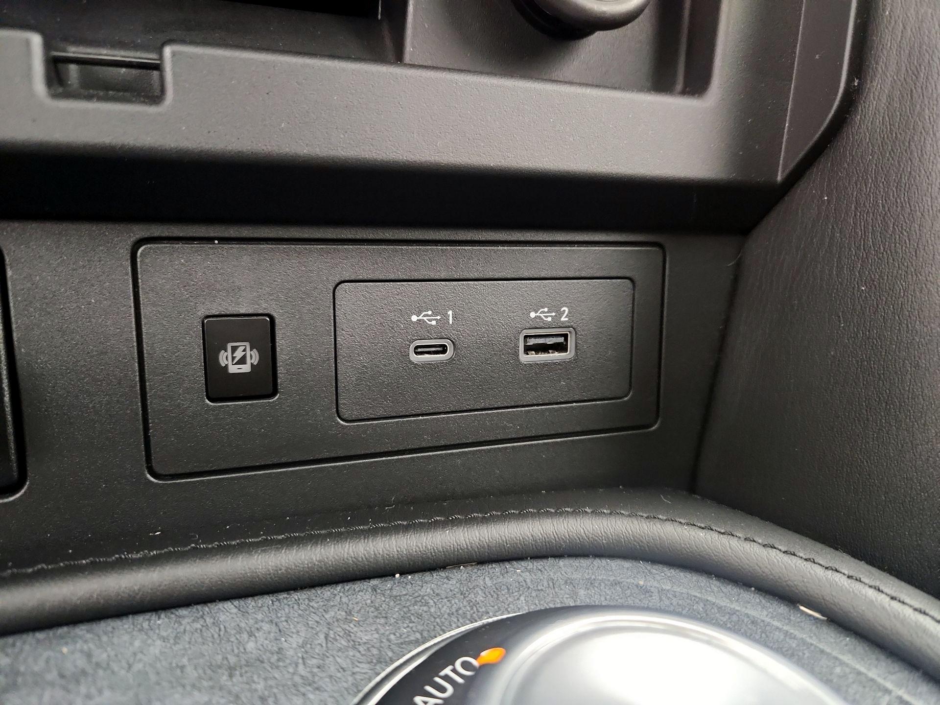 Thumbnail: 2022 Nissan Armada - 19