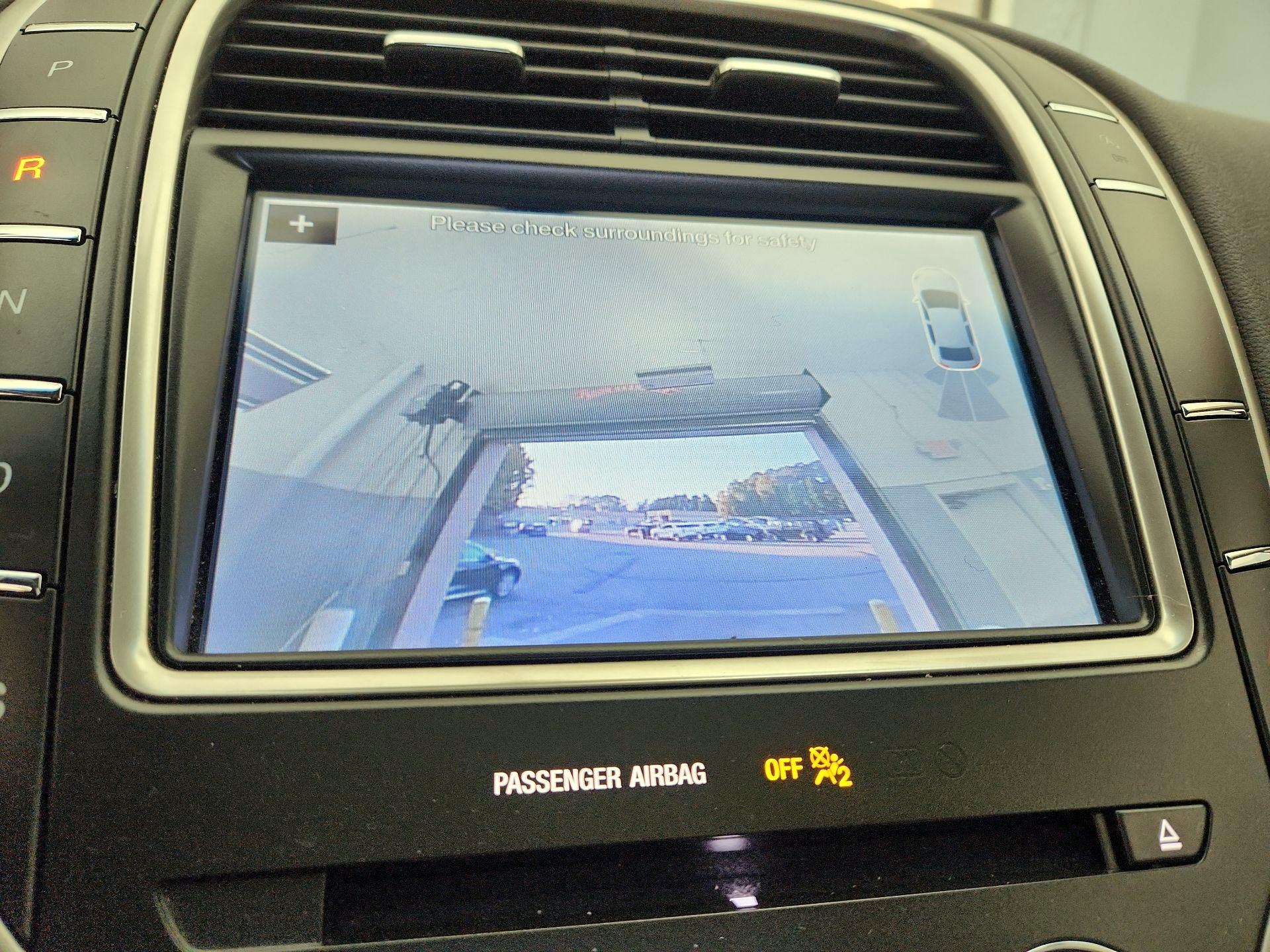 Thumbnail: 2019 Lincoln Nautilus - 15