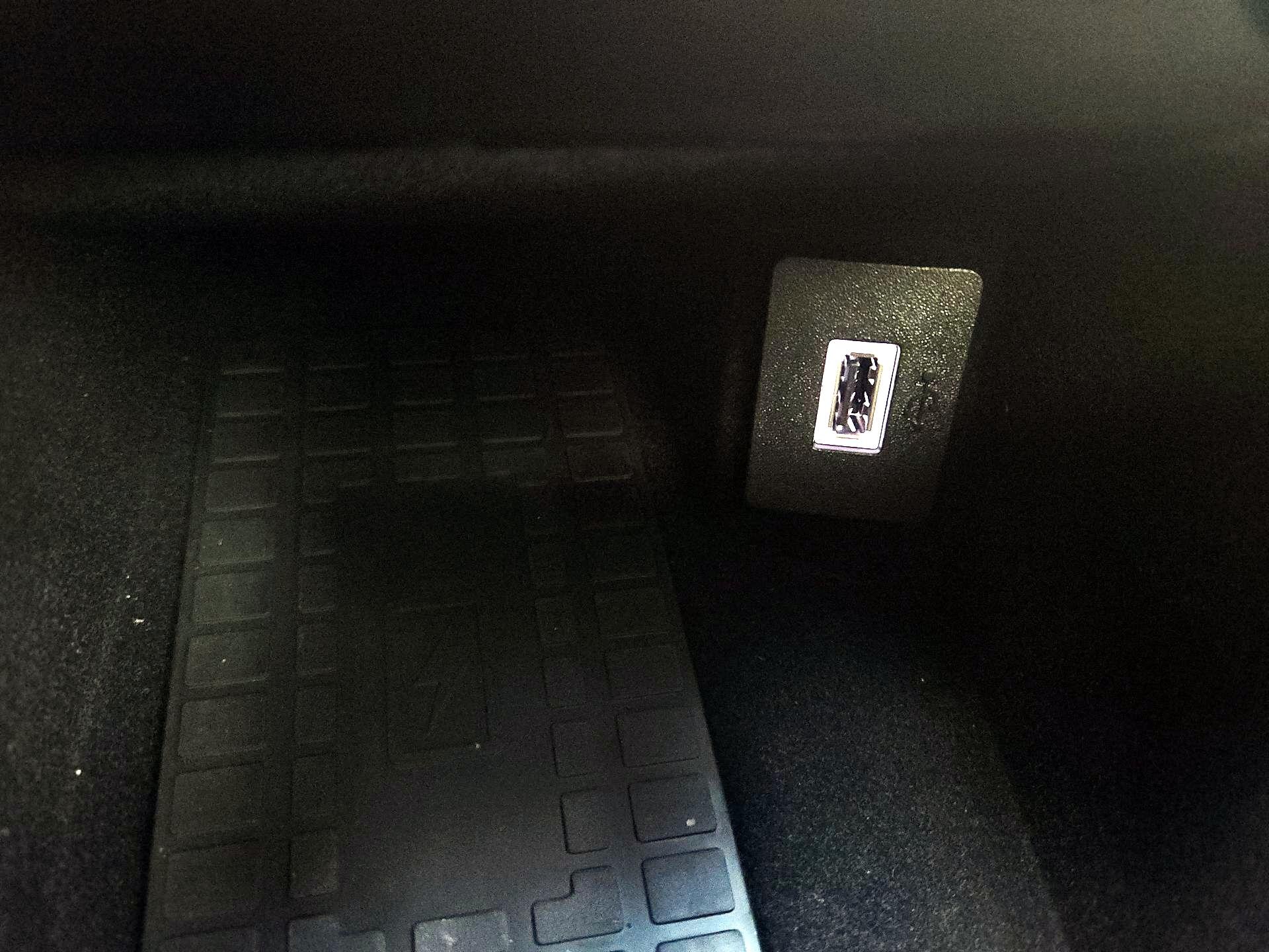 Thumbnail: 2019 Lincoln Nautilus - 19