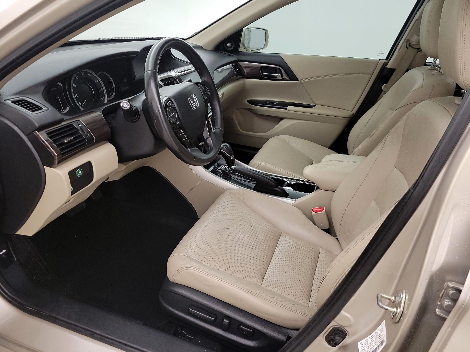 Thumbnail: 2016 Honda Accord - 11