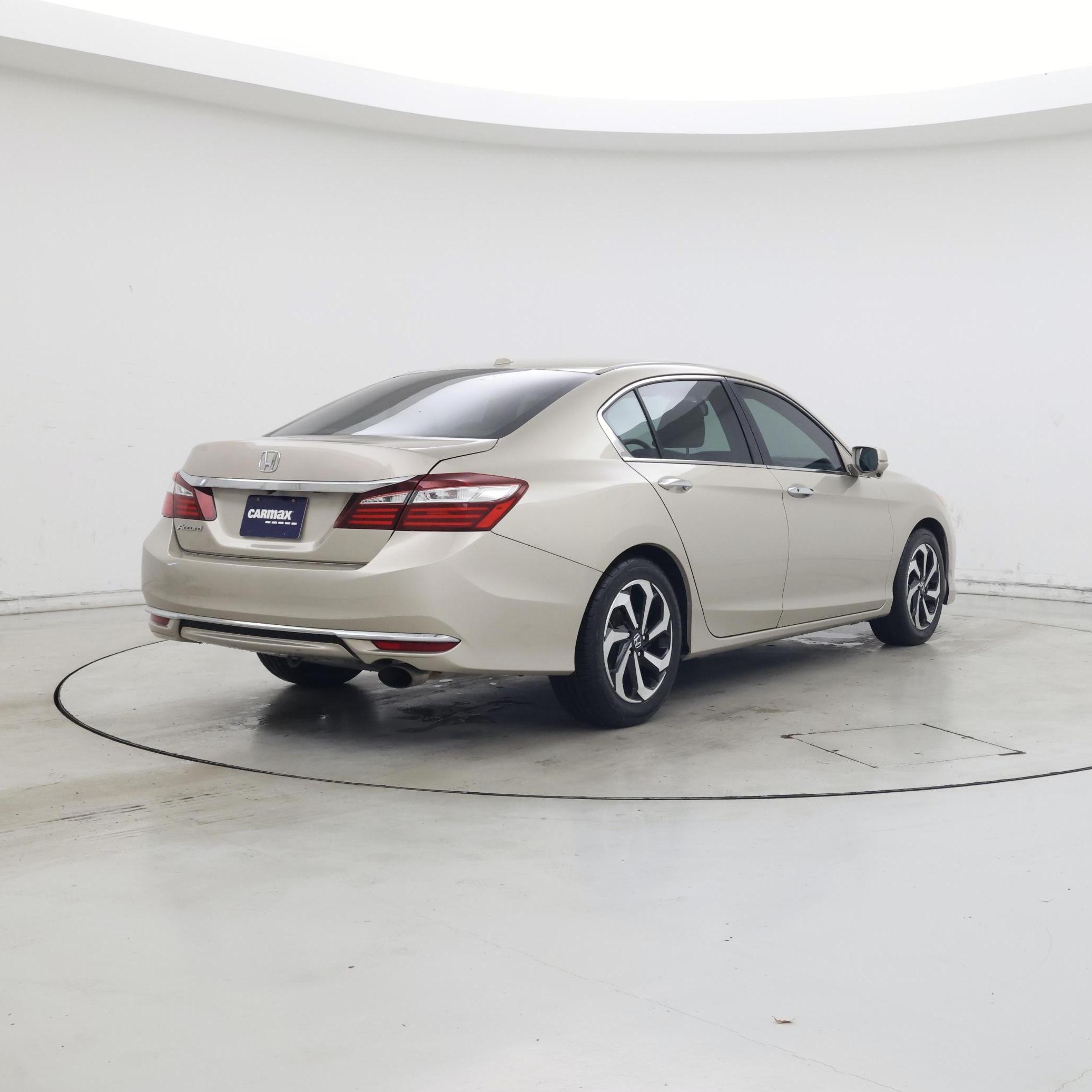 Thumbnail: 2016 Honda Accord - 8