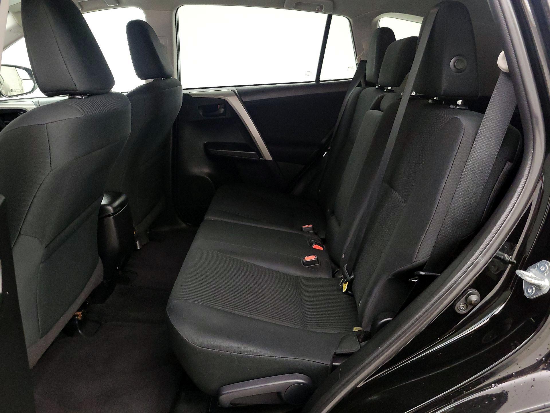 Thumbnail: 2017 Toyota RAV4 - 19