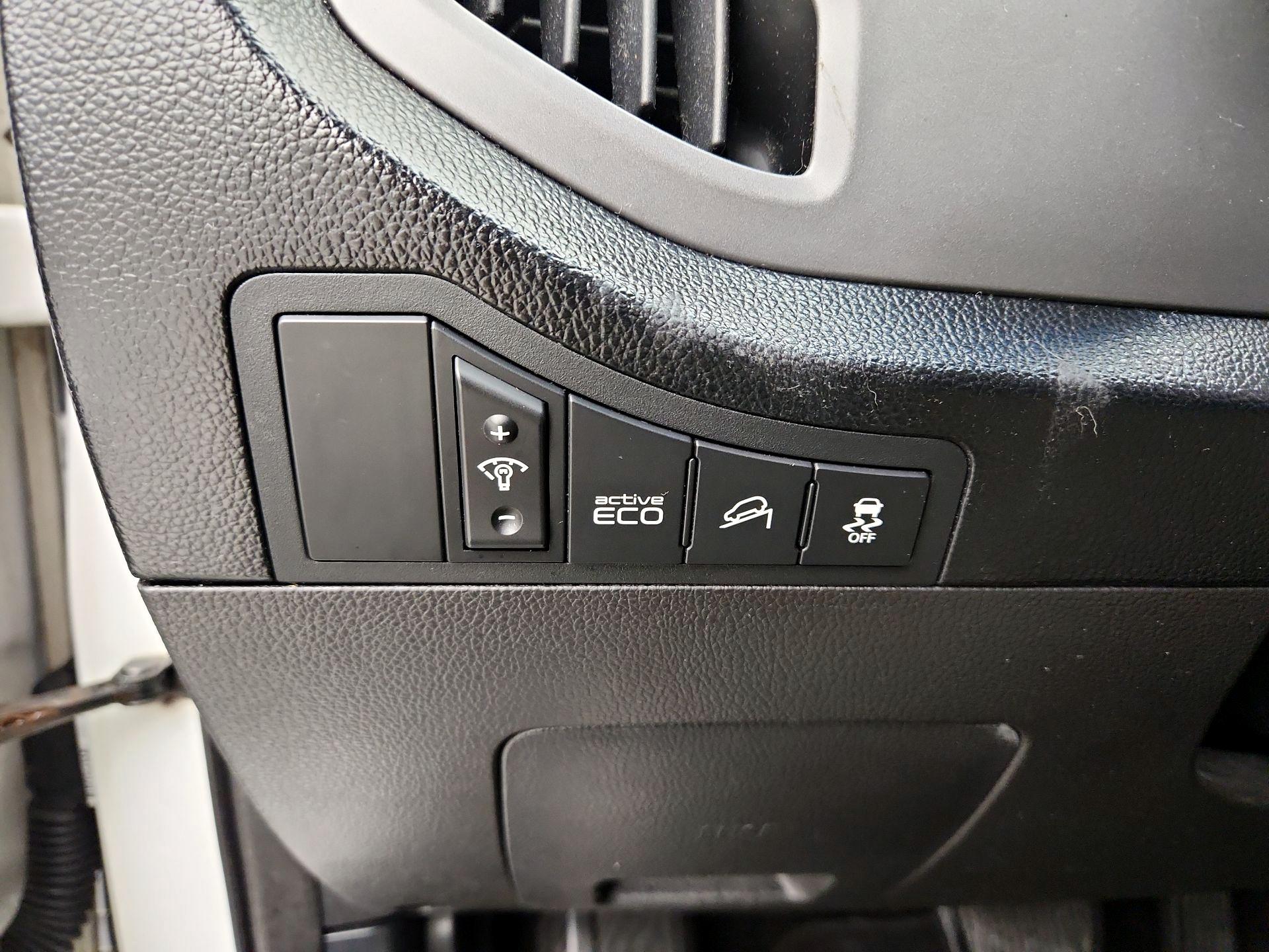 Thumbnail: 2015 Kia Sportage - 13