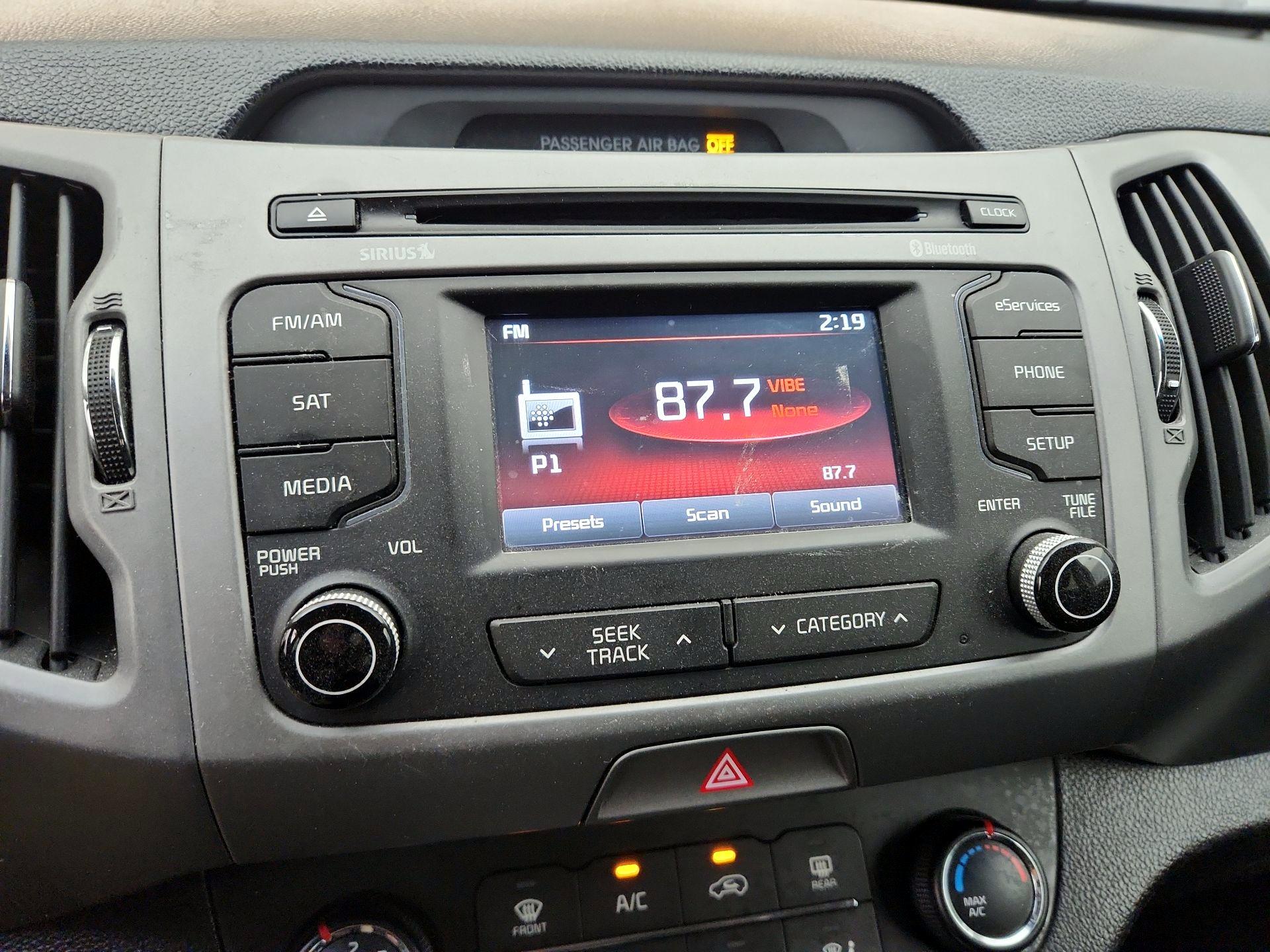 Thumbnail: 2015 Kia Sportage - 15