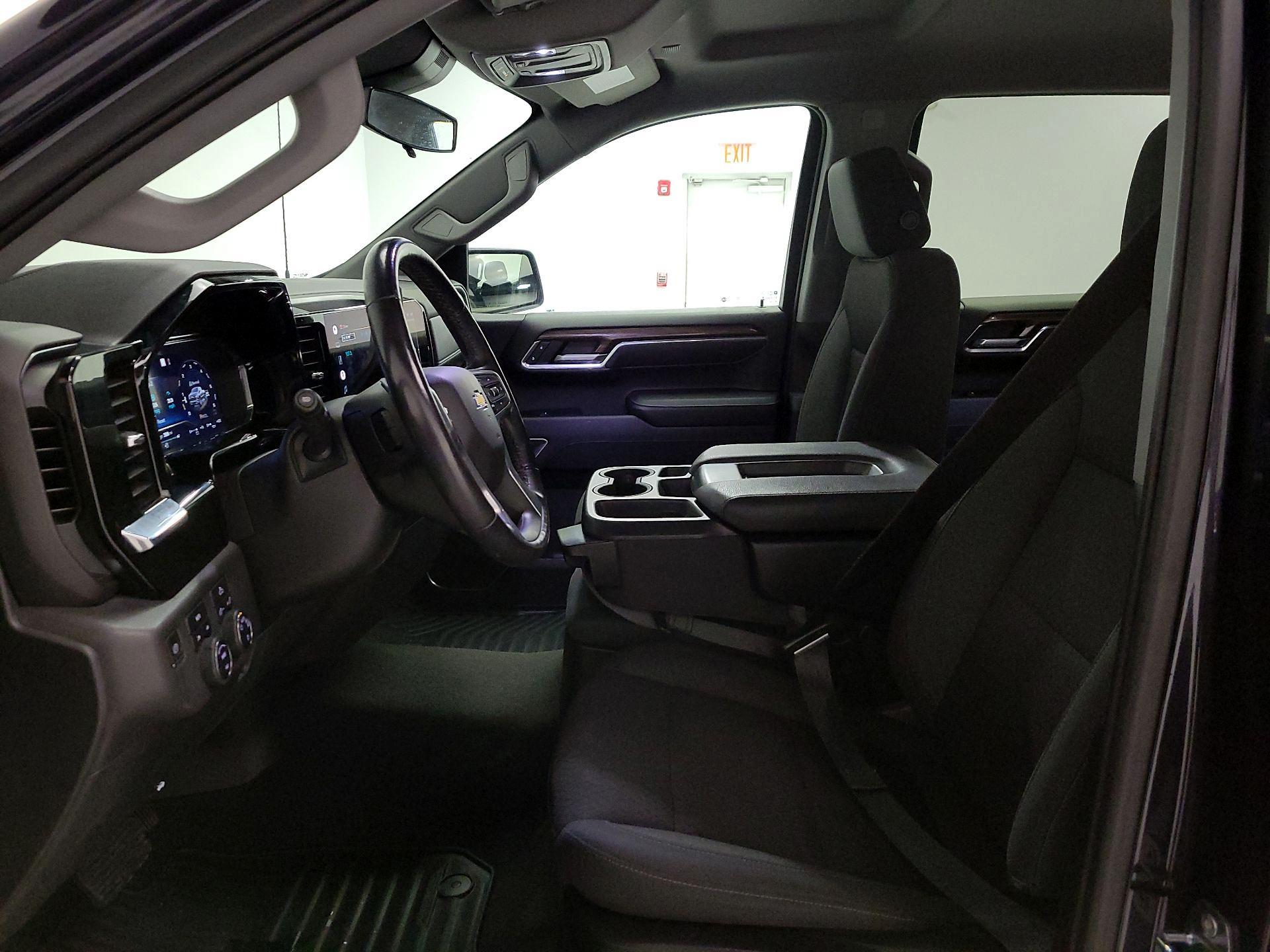 Thumbnail: 2022 Chevrolet Silverado 1500 - 11