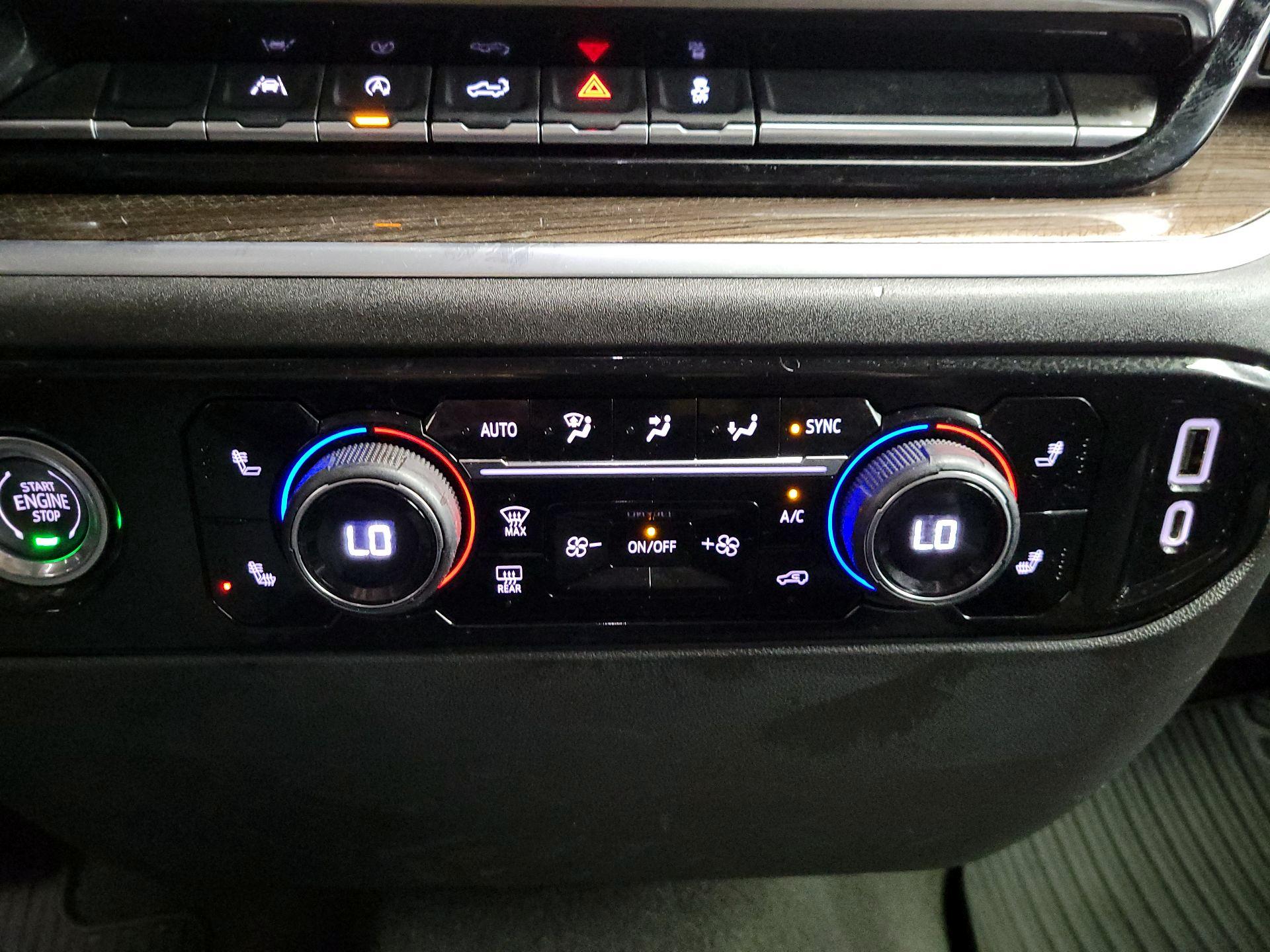 Thumbnail: 2022 Chevrolet Silverado 1500 - 17