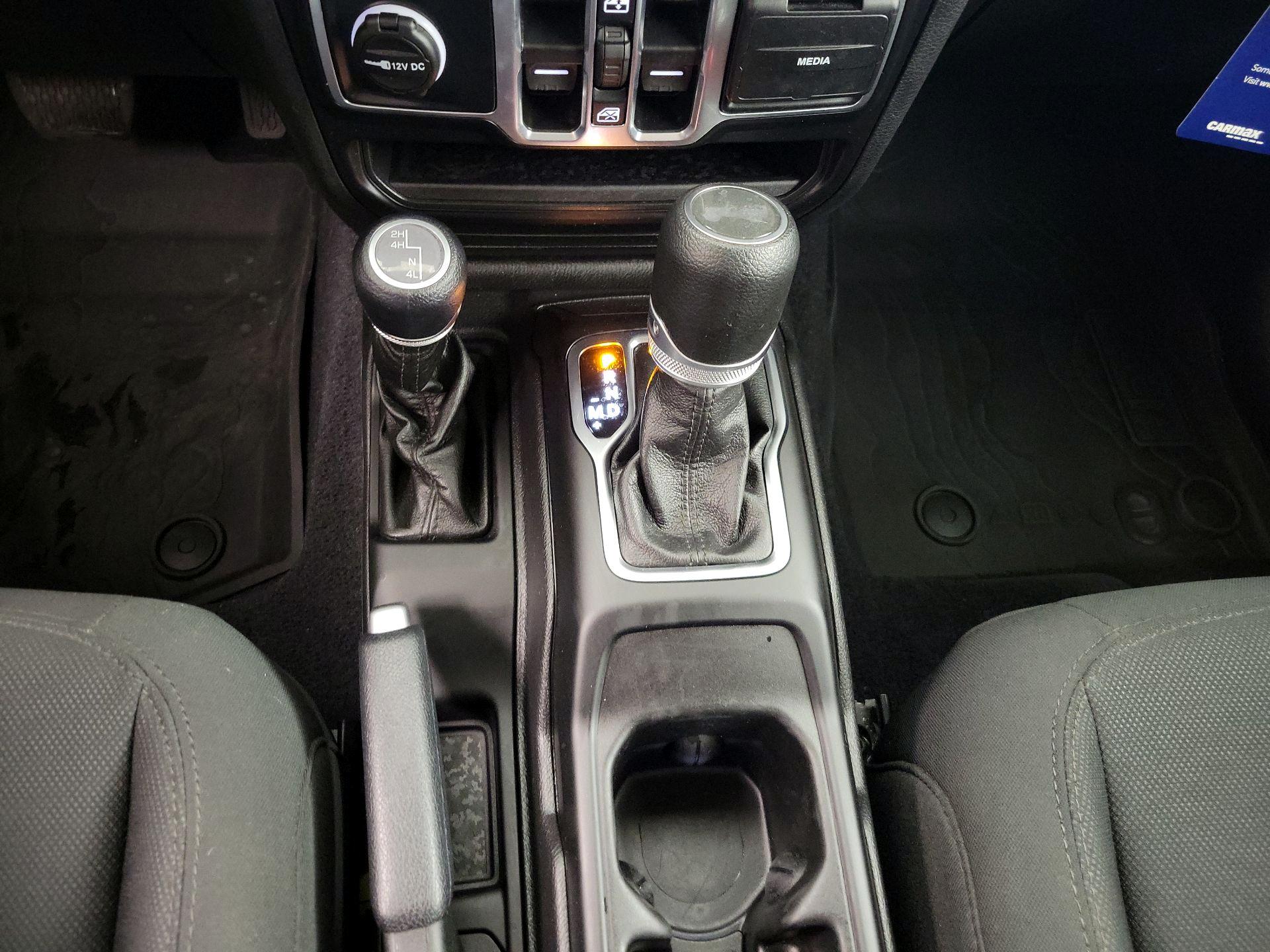 Thumbnail: 2023 Jeep Wrangler - 18