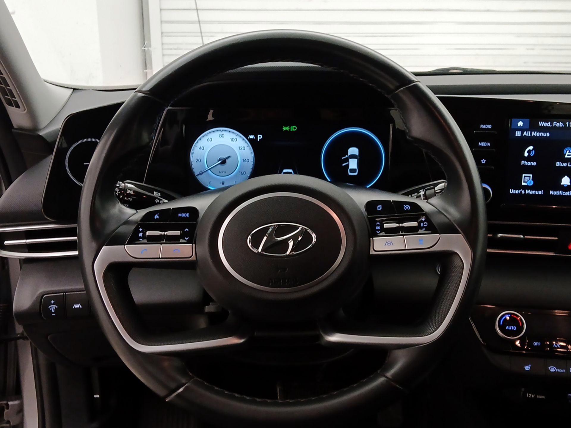 Thumbnail: 2022 Hyundai Elantra - 10