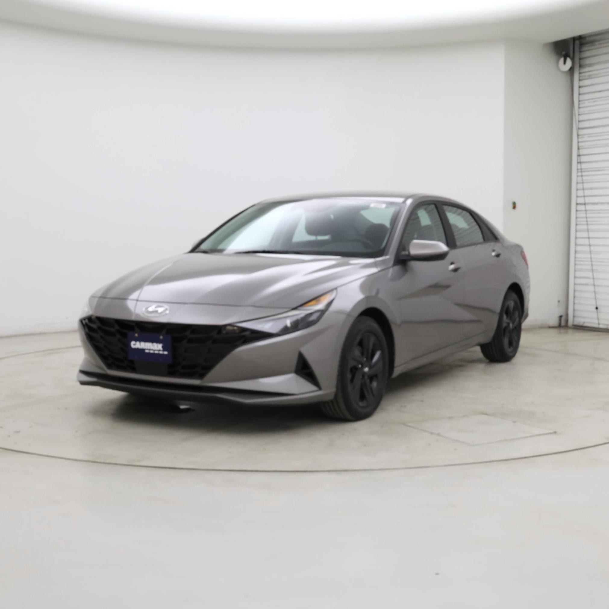 Thumbnail: 2022 Hyundai Elantra - 4