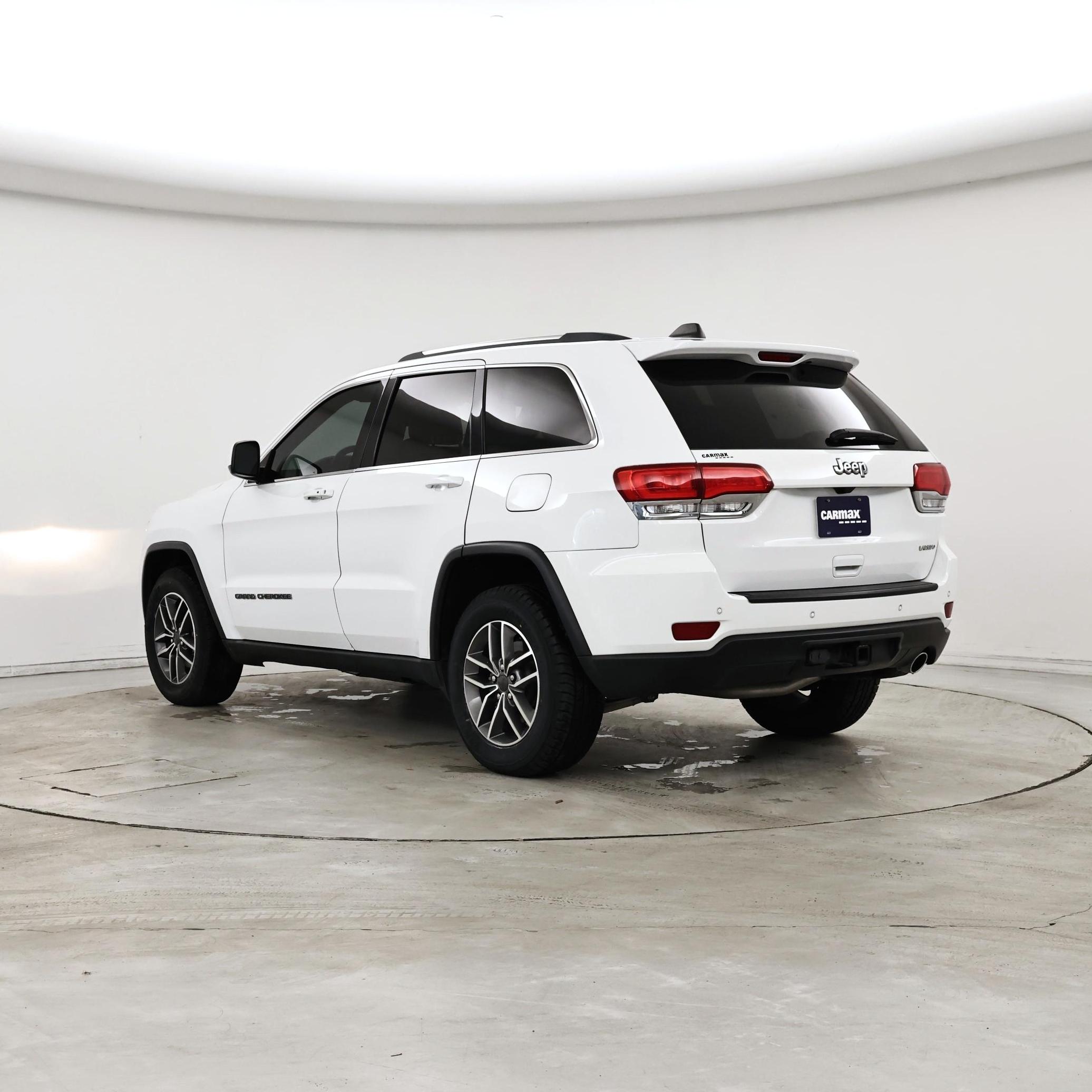 Thumbnail: 2019 Jeep Grand Cherokee - 2