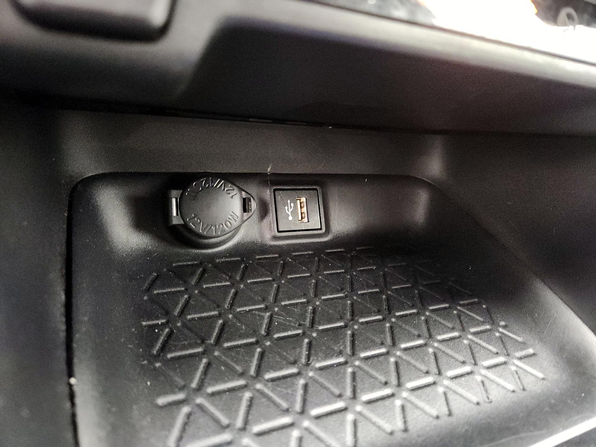 Thumbnail: 2024 Toyota RAV4 - 18