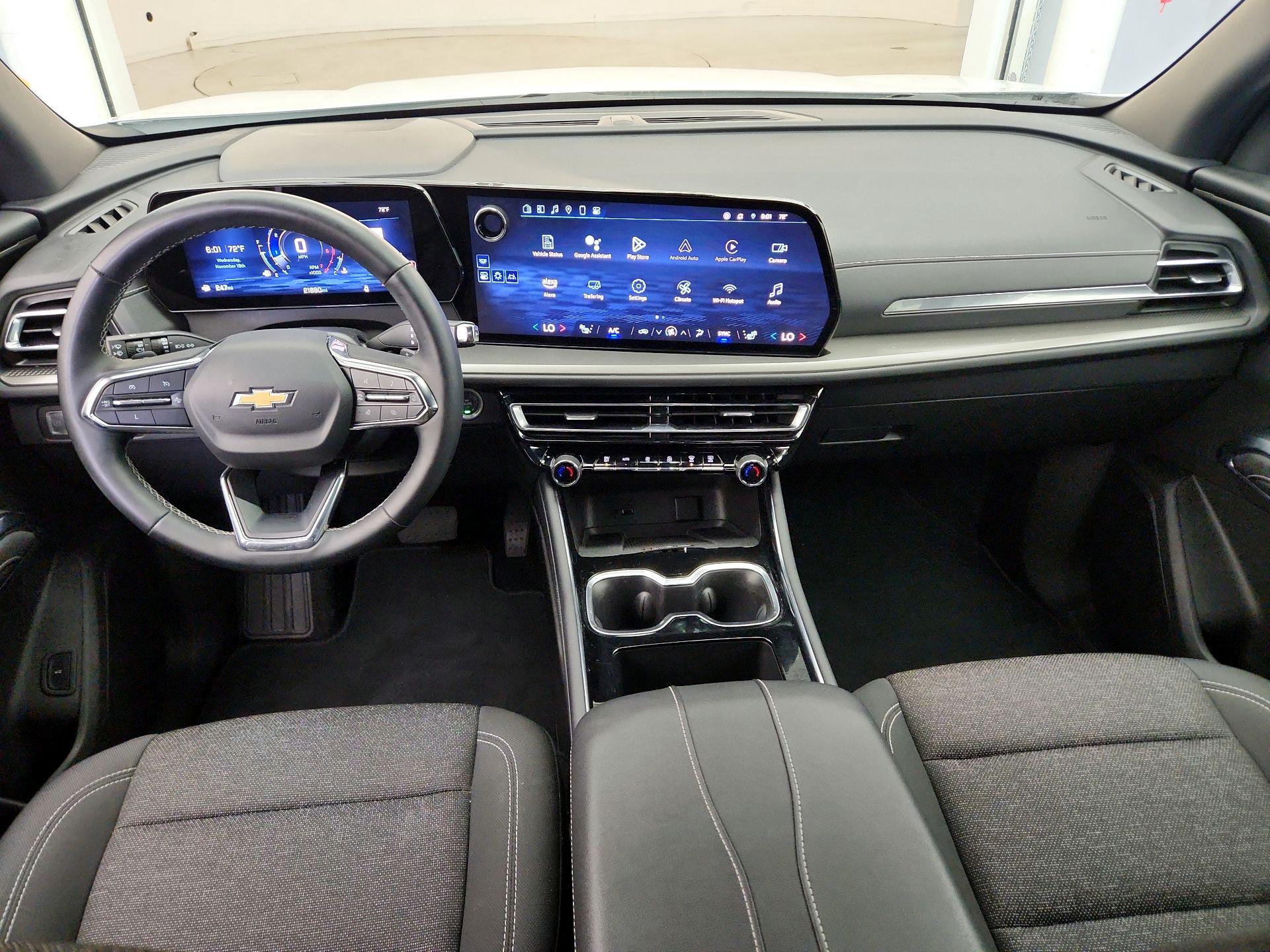 Thumbnail: 2025 Chevrolet Traverse - 9