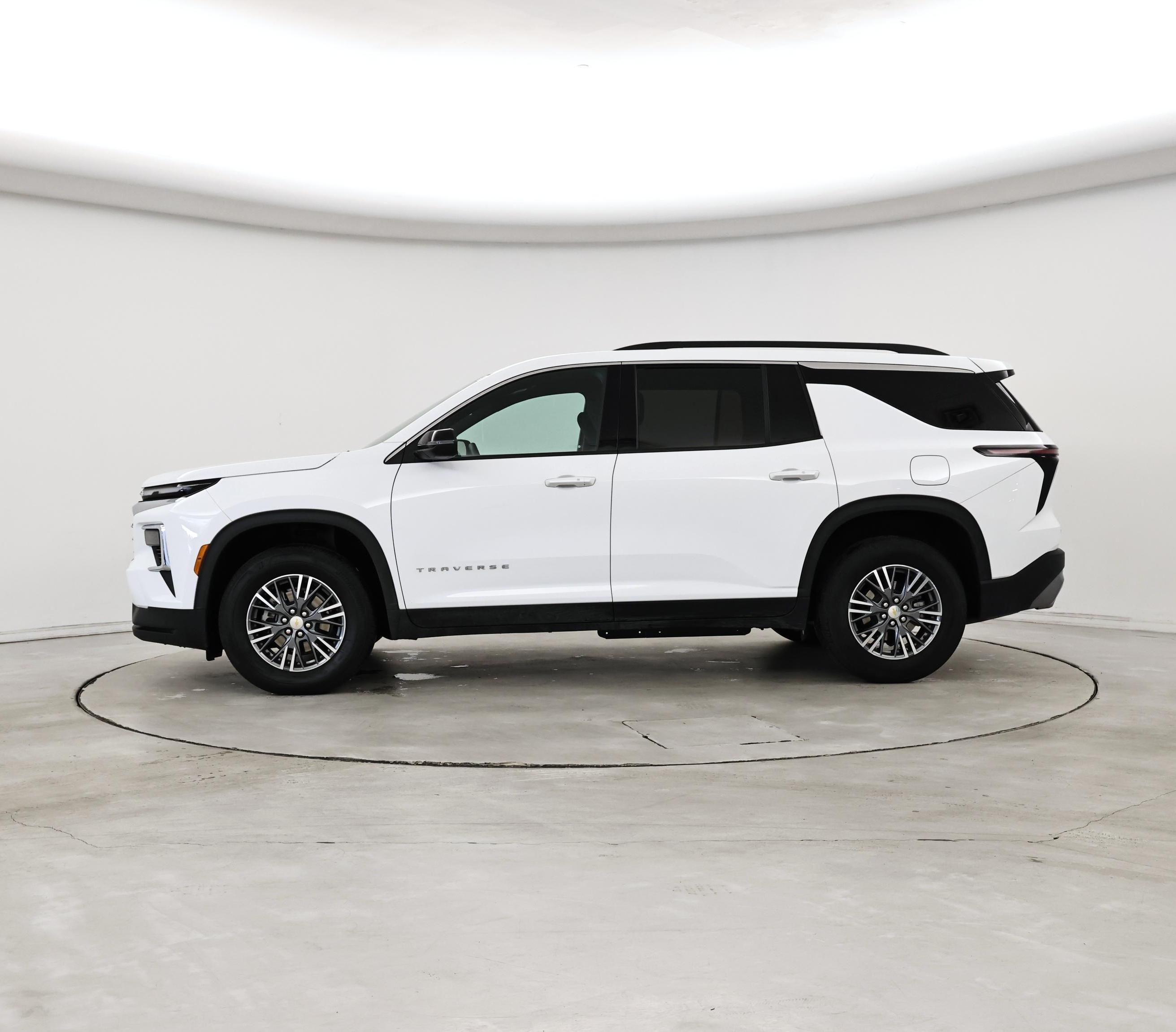 Thumbnail: 2025 Chevrolet Traverse - 3