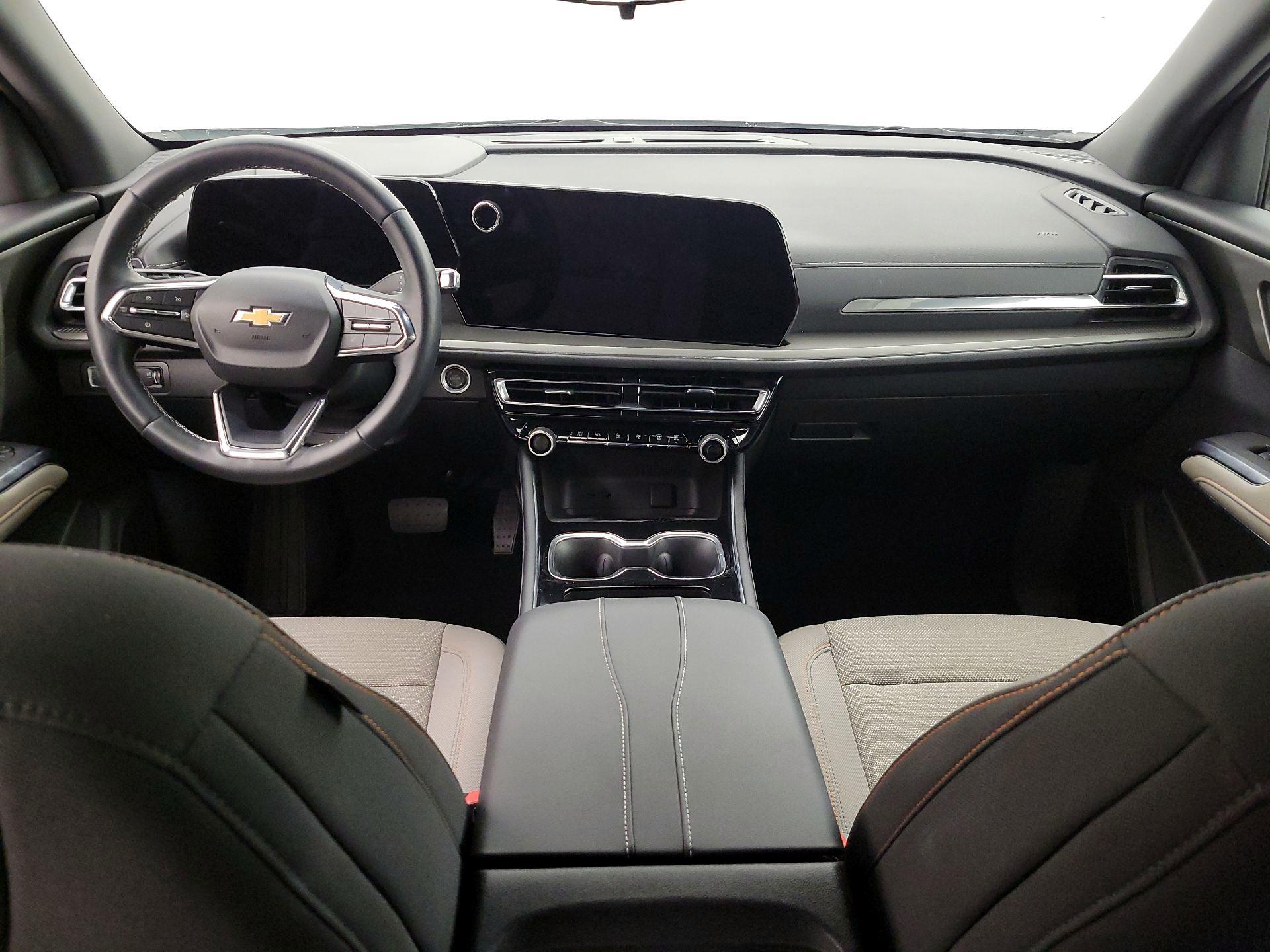 Thumbnail: 2025 Chevrolet Traverse - 9