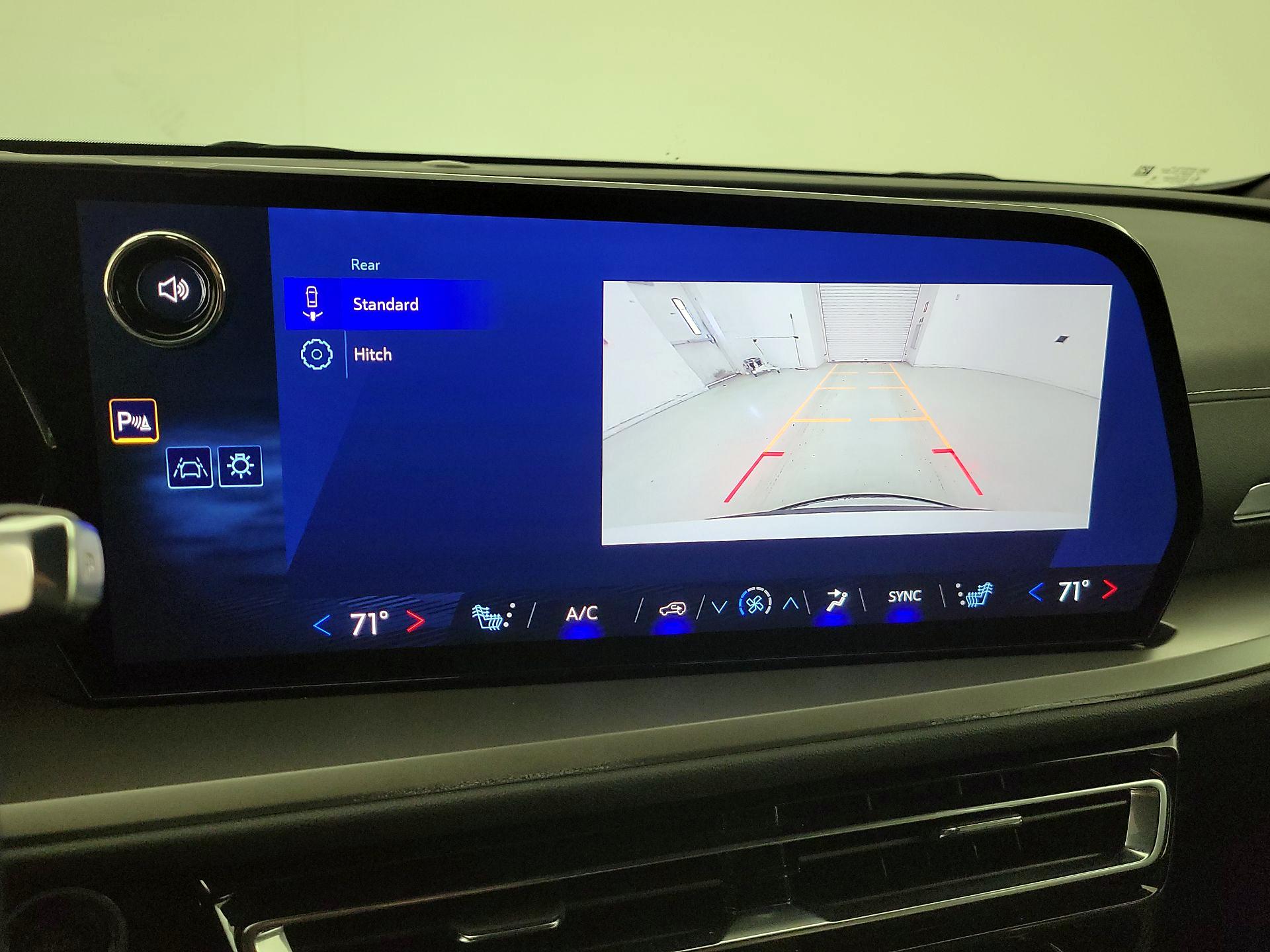 Thumbnail: 2025 Chevrolet Traverse - 14