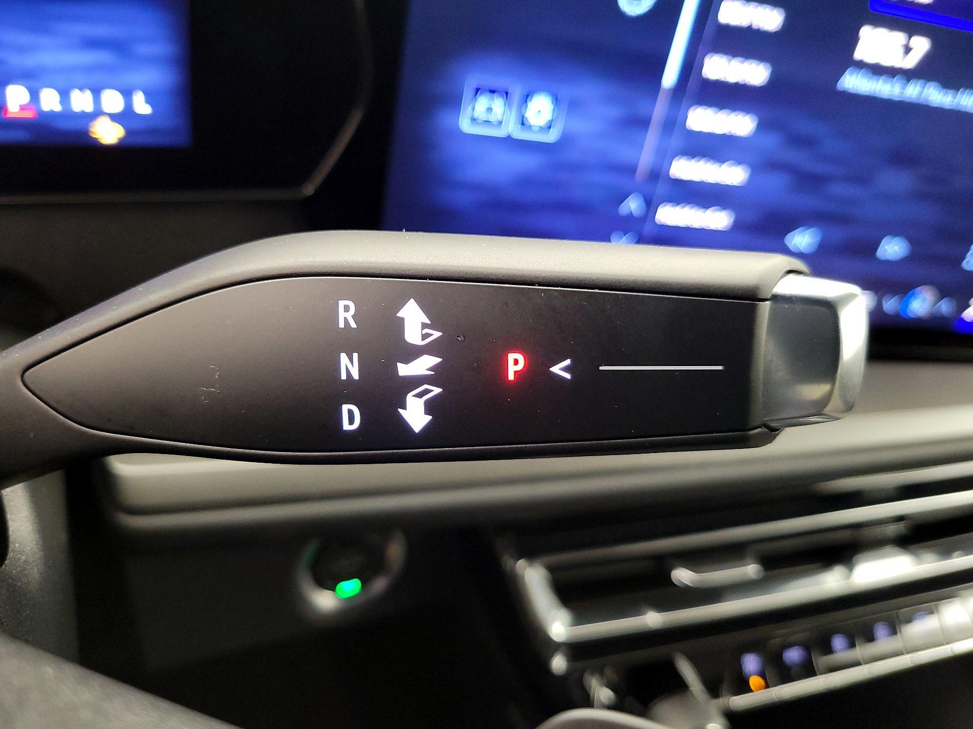 Thumbnail: 2025 Chevrolet Traverse - 17