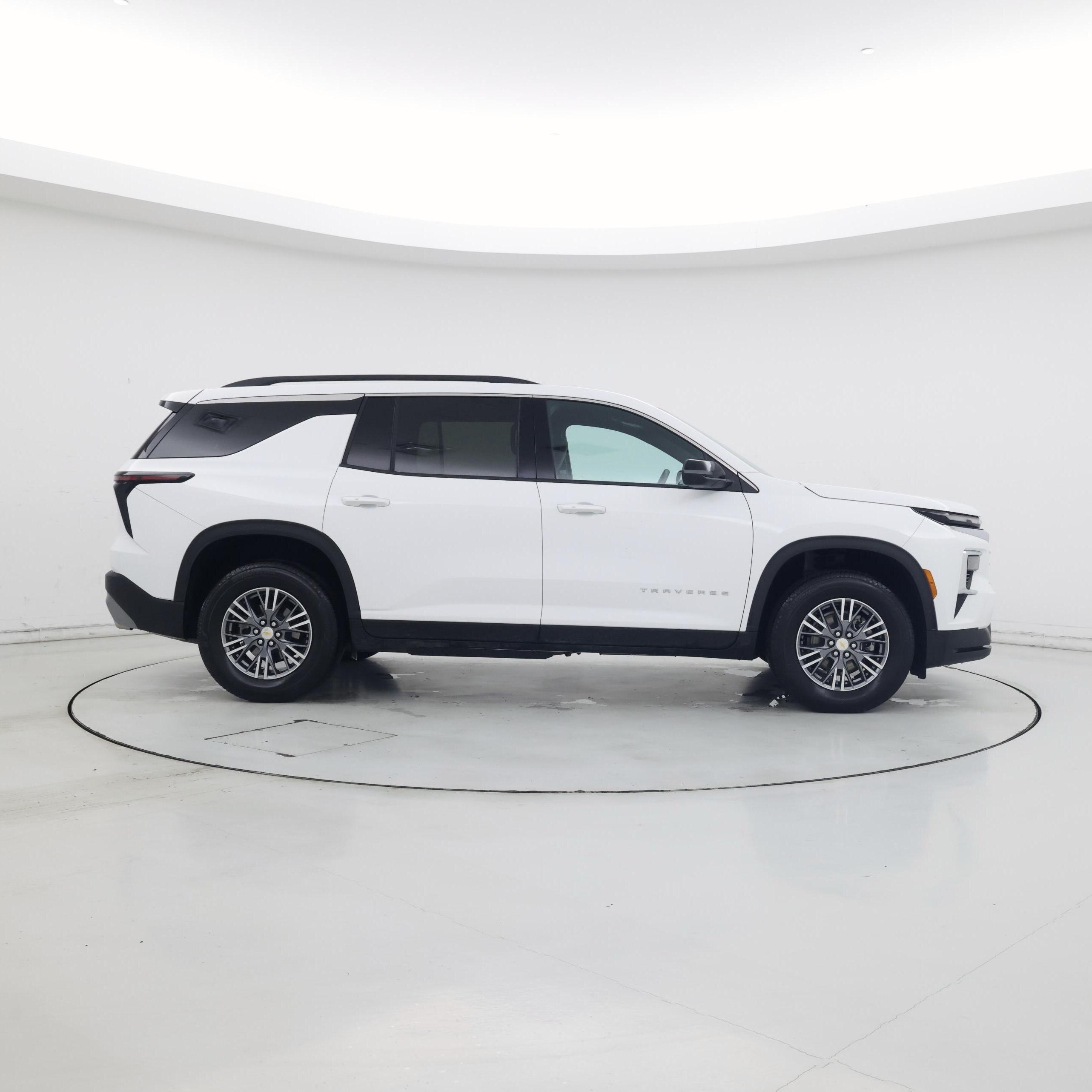 Thumbnail: 2025 Chevrolet Traverse - 7