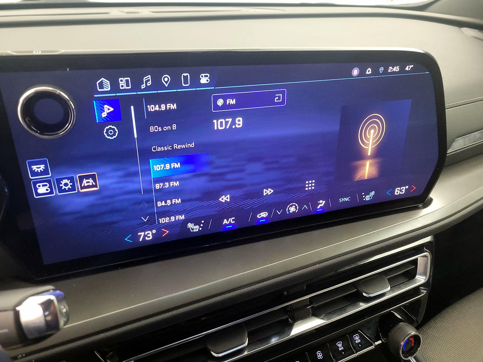 Thumbnail: 2025 Chevrolet Traverse - 16