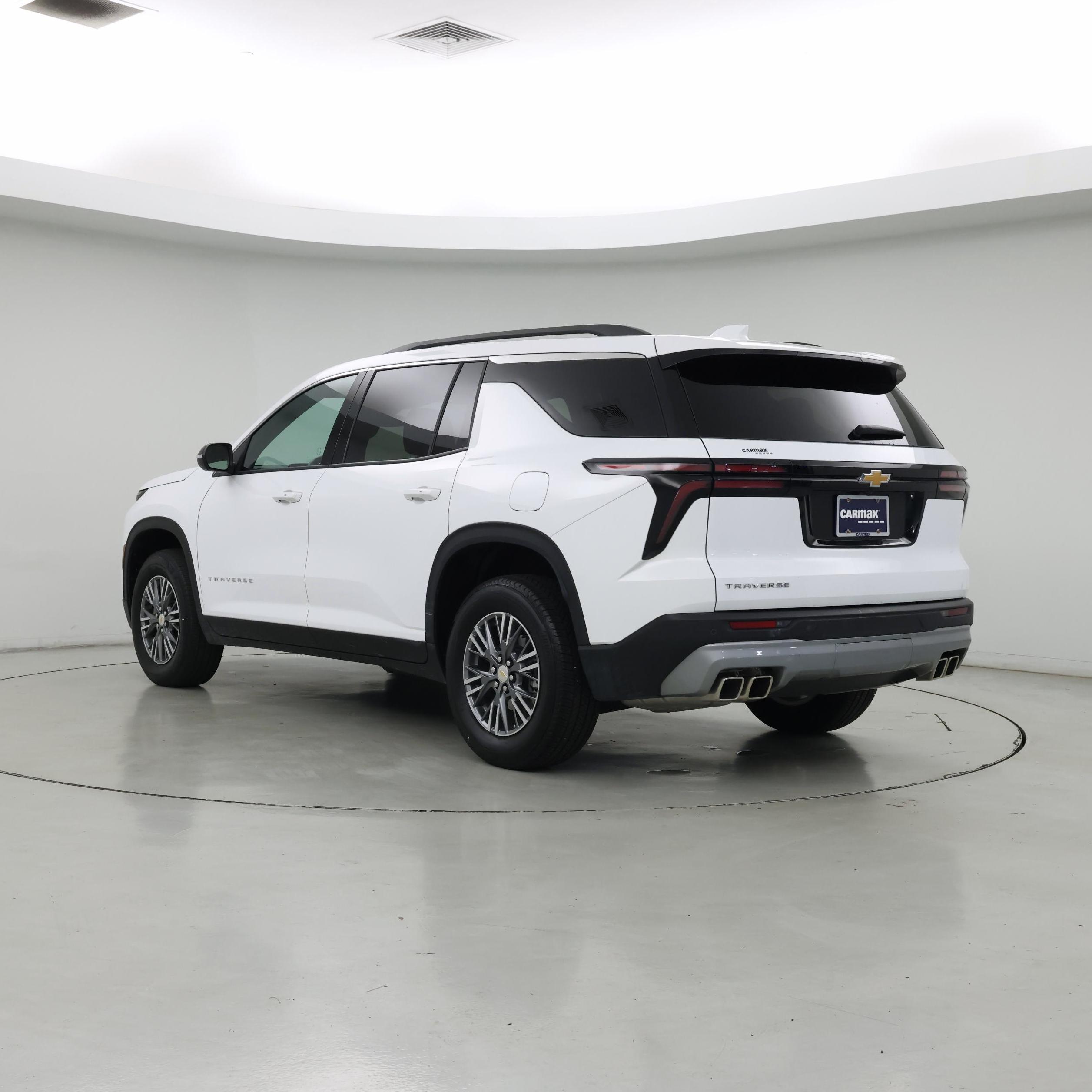 Thumbnail: 2025 Chevrolet Traverse - 2