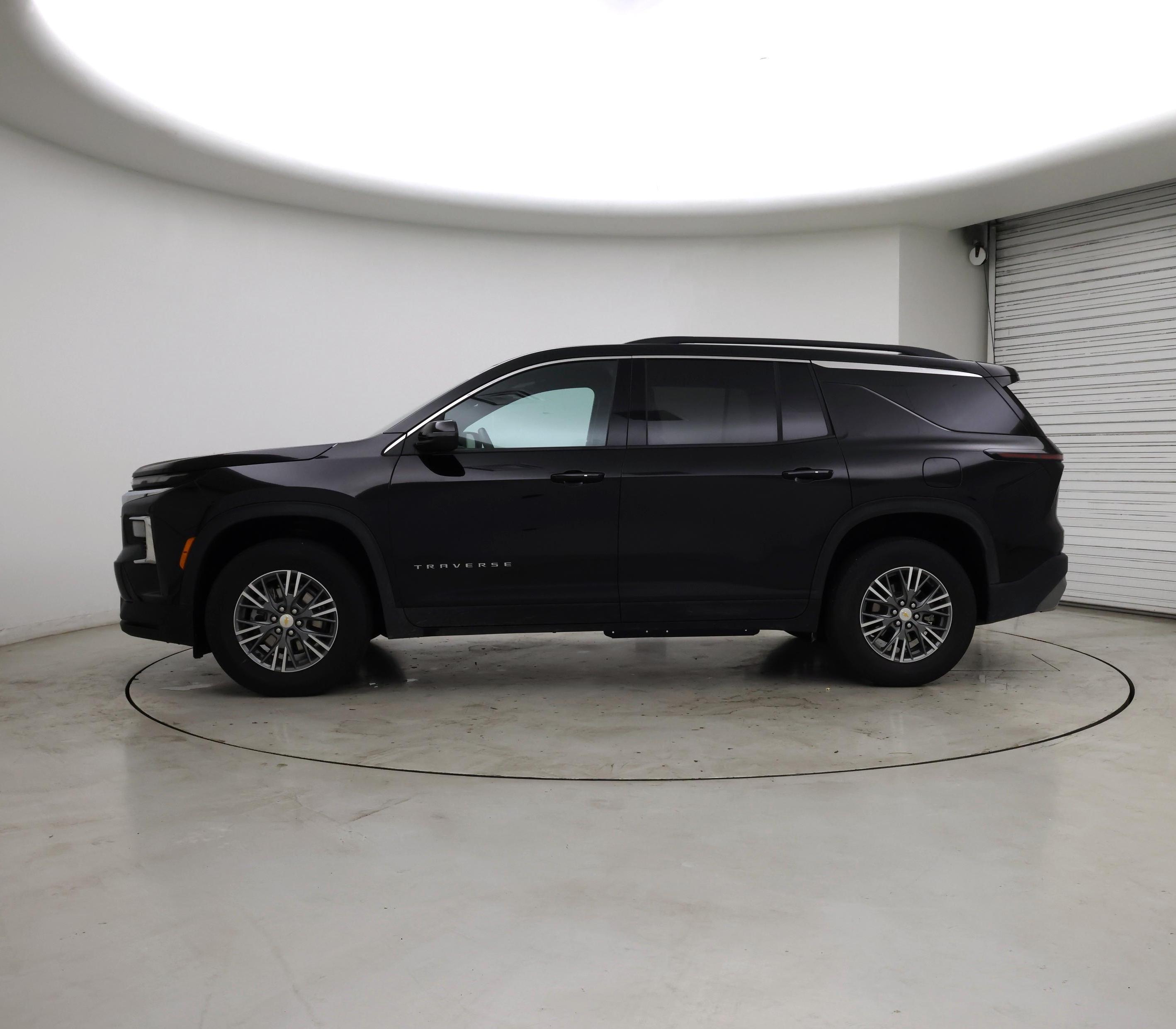 Thumbnail: 2025 Chevrolet Traverse - 3