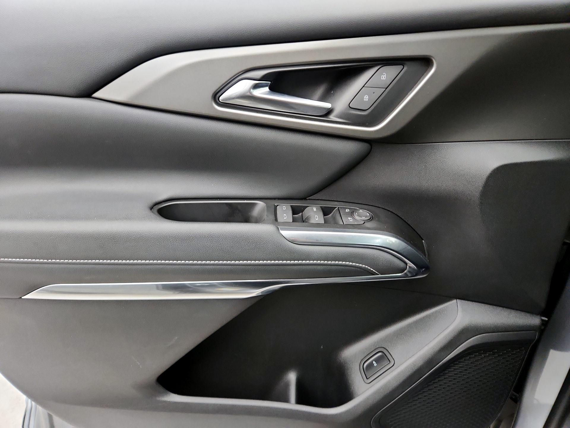 Thumbnail: 2025 Chevrolet Traverse - 12