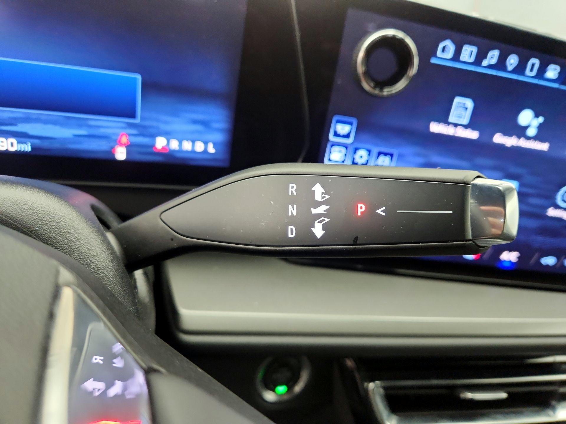 Thumbnail: 2025 Chevrolet Traverse - 17