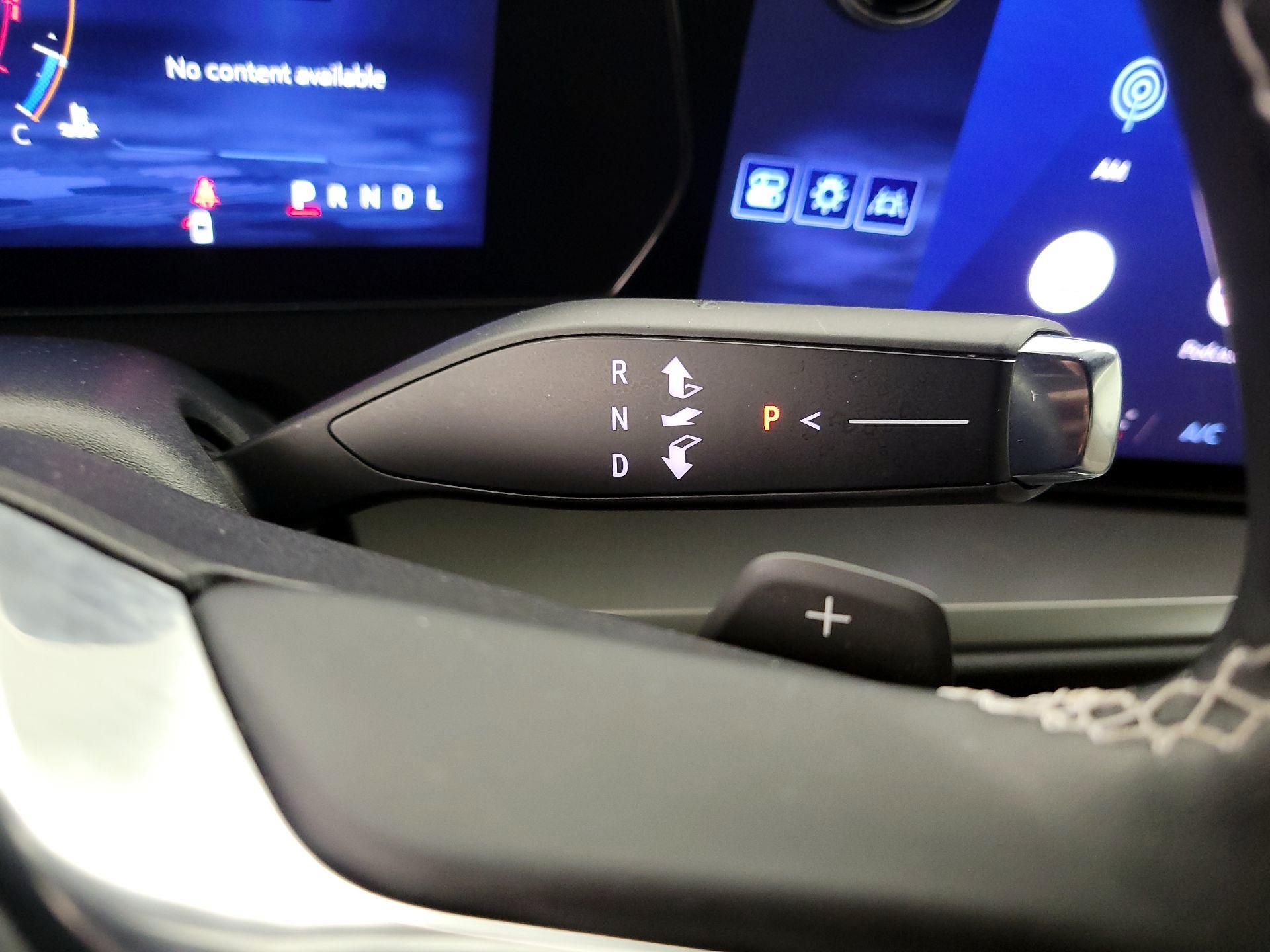 Thumbnail: 2025 Chevrolet Traverse - 17