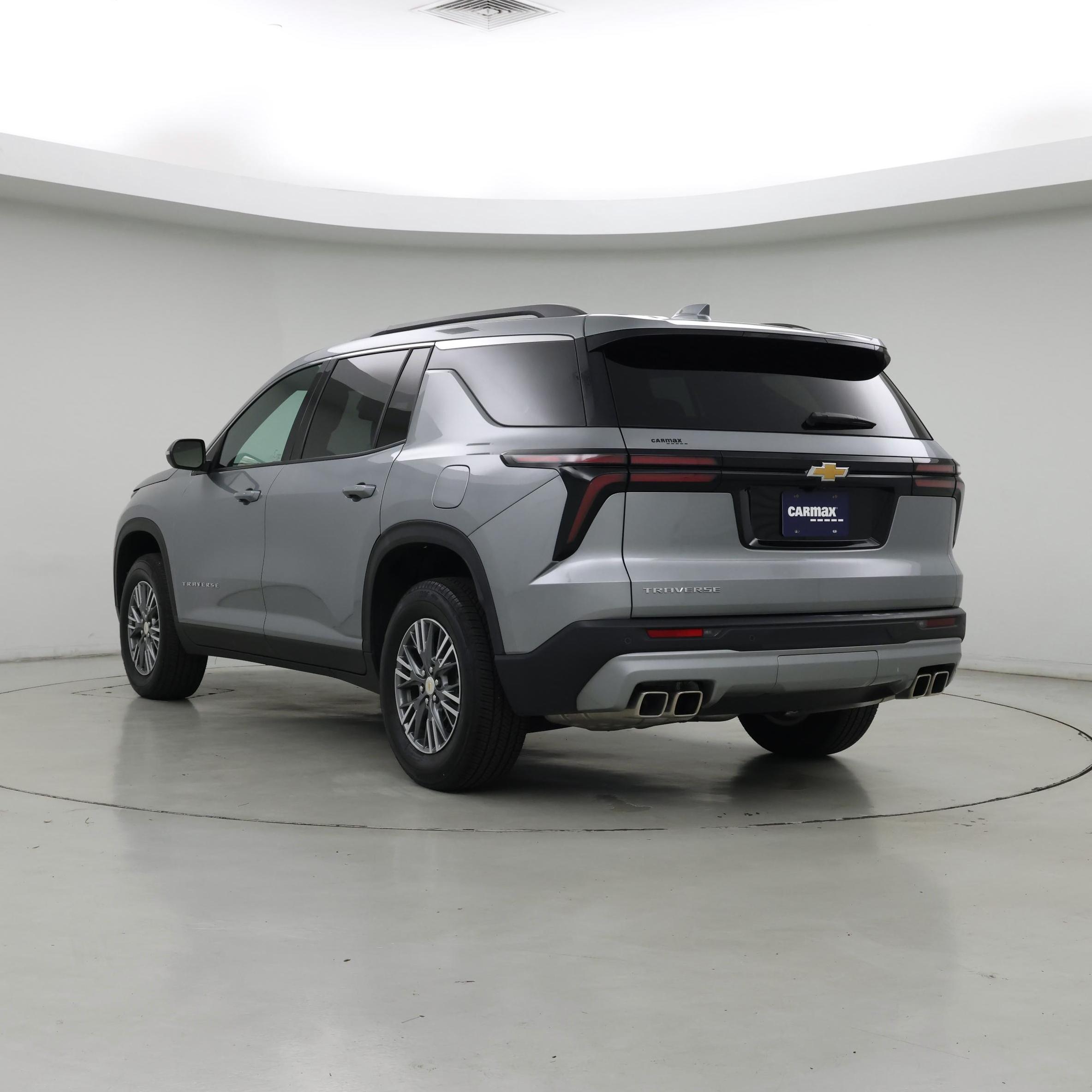 Thumbnail: 2025 Chevrolet Traverse - 2