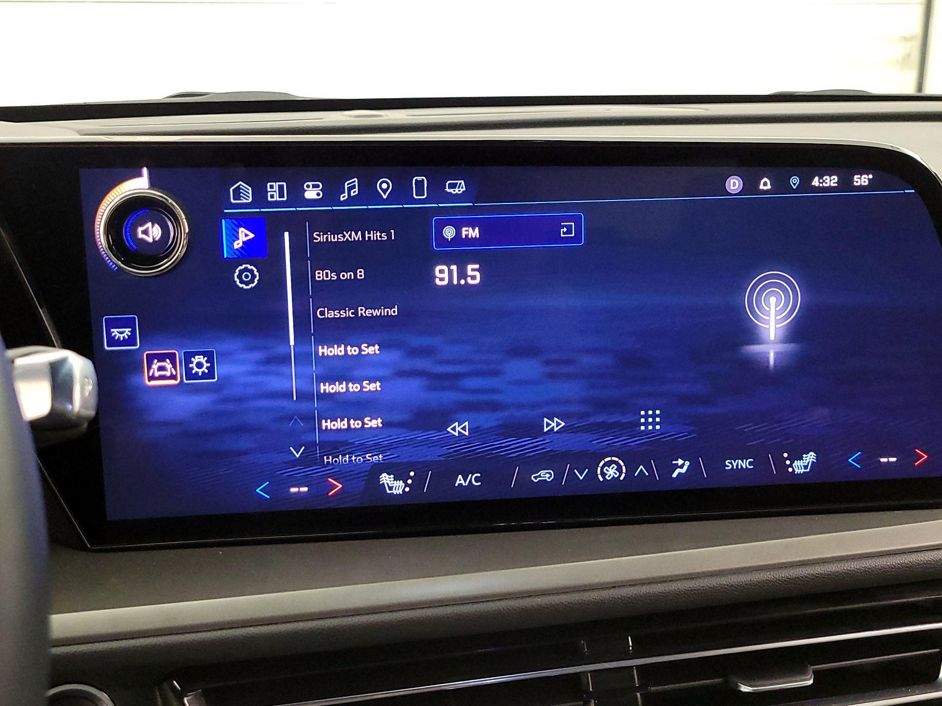 Thumbnail: 2025 Chevrolet Traverse - 15