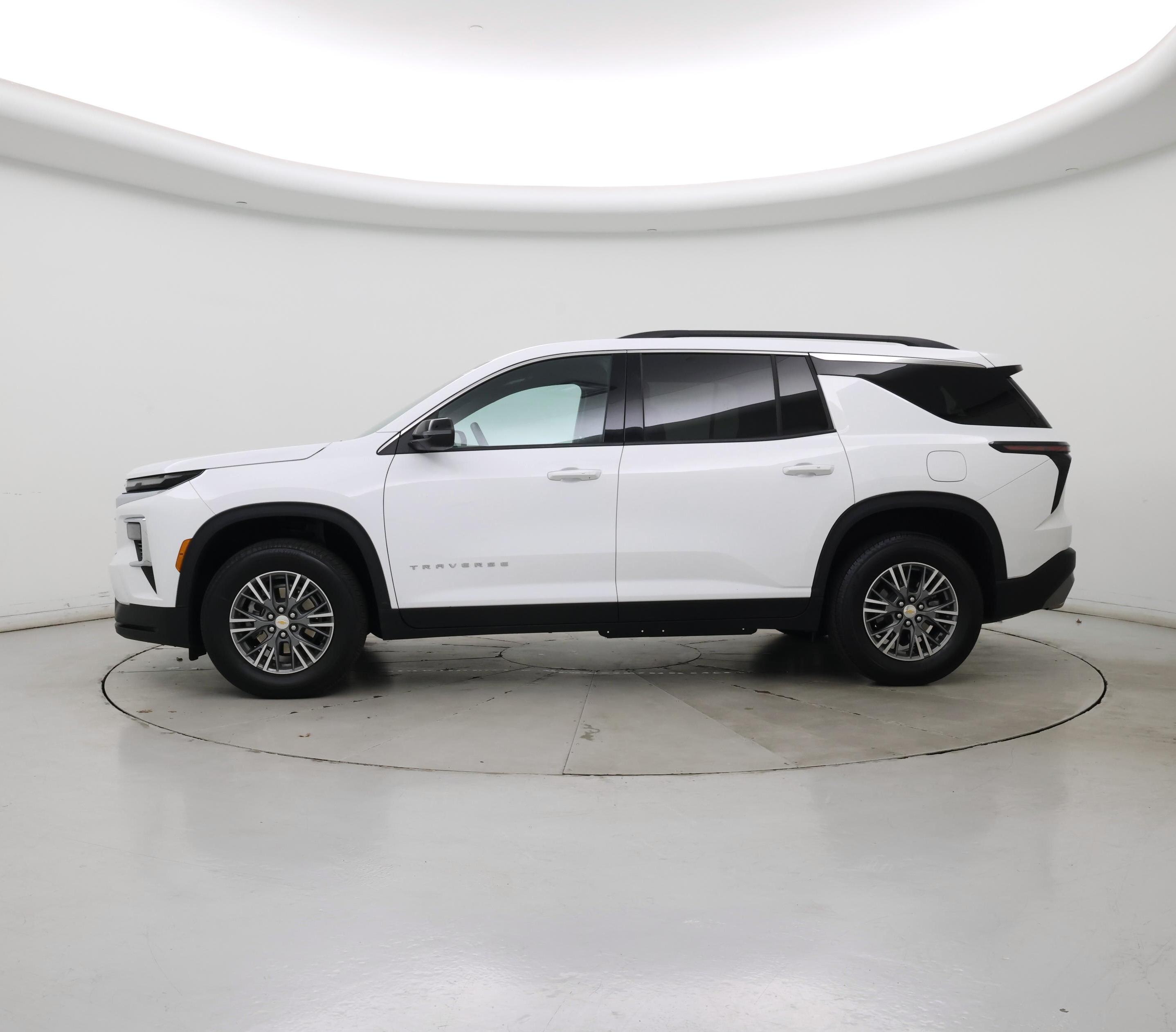 Thumbnail: 2025 Chevrolet Traverse - 3