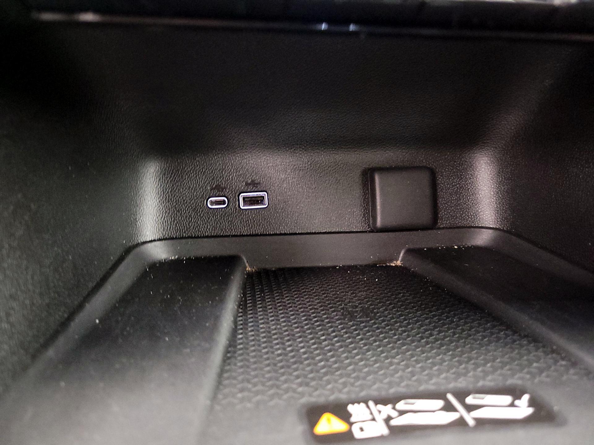 Thumbnail: 2025 Chevrolet Traverse - 18