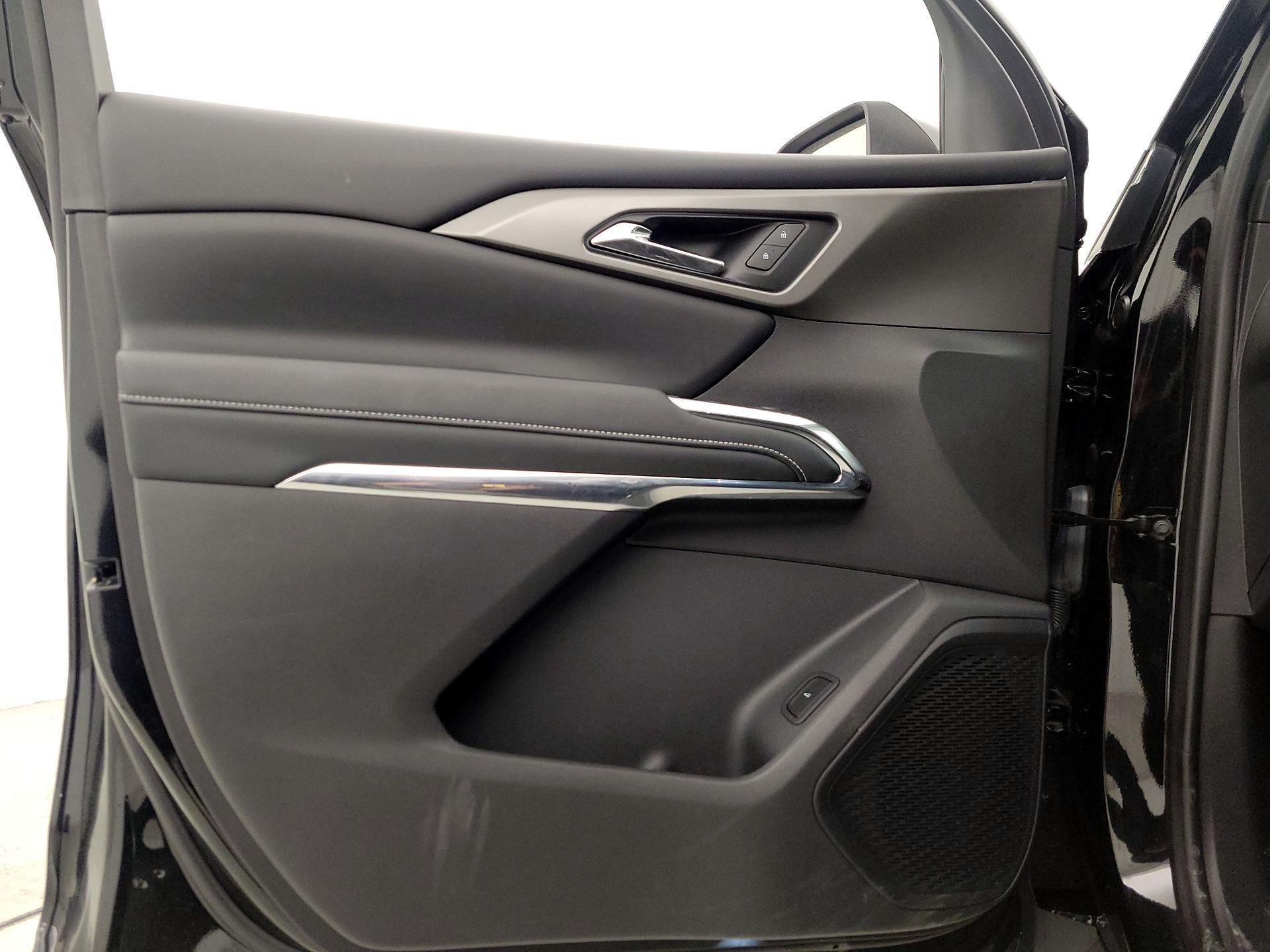 Thumbnail: 2025 Chevrolet Traverse - 12