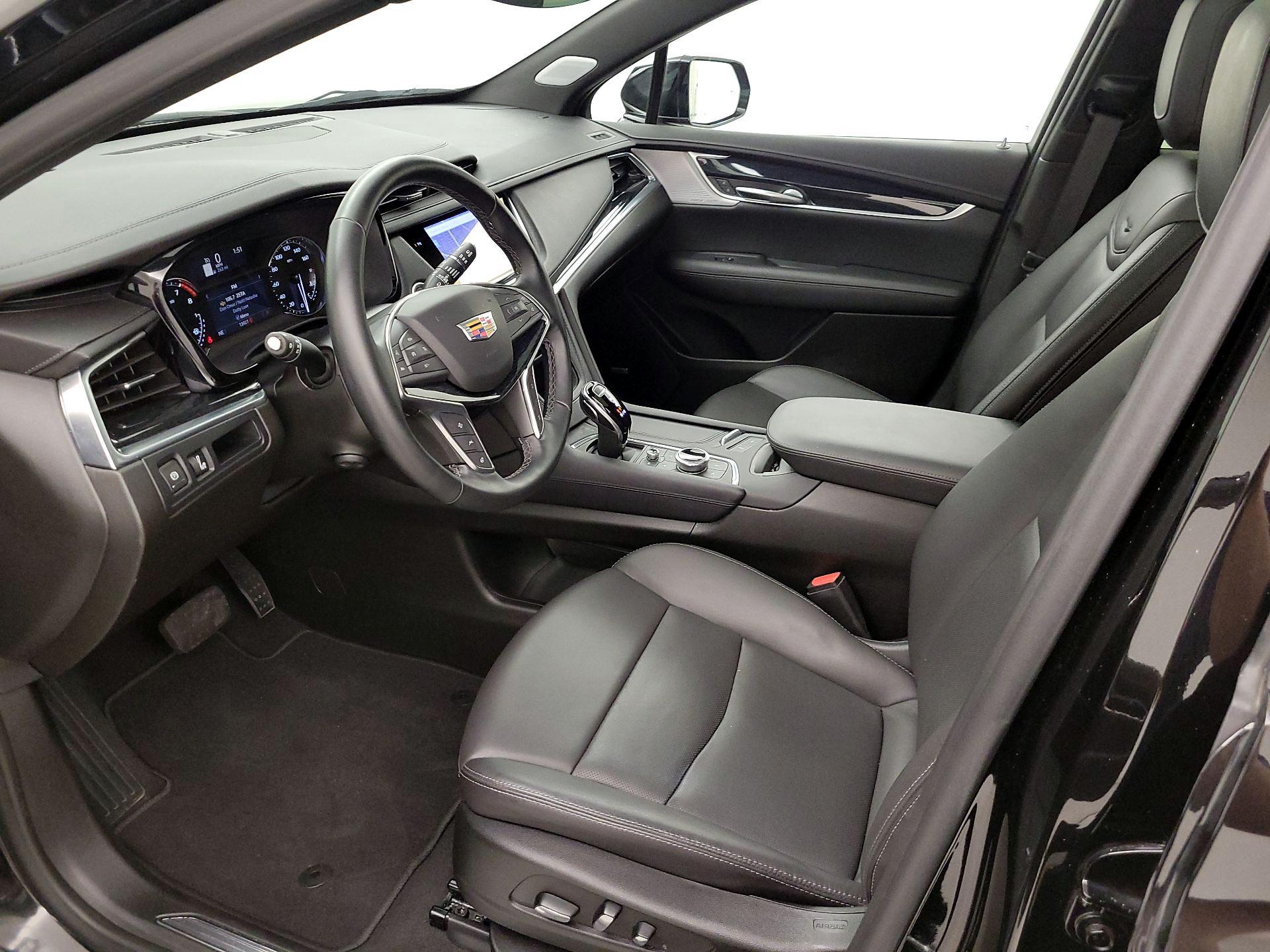 Thumbnail: 2025 Cadillac XT5 - 11