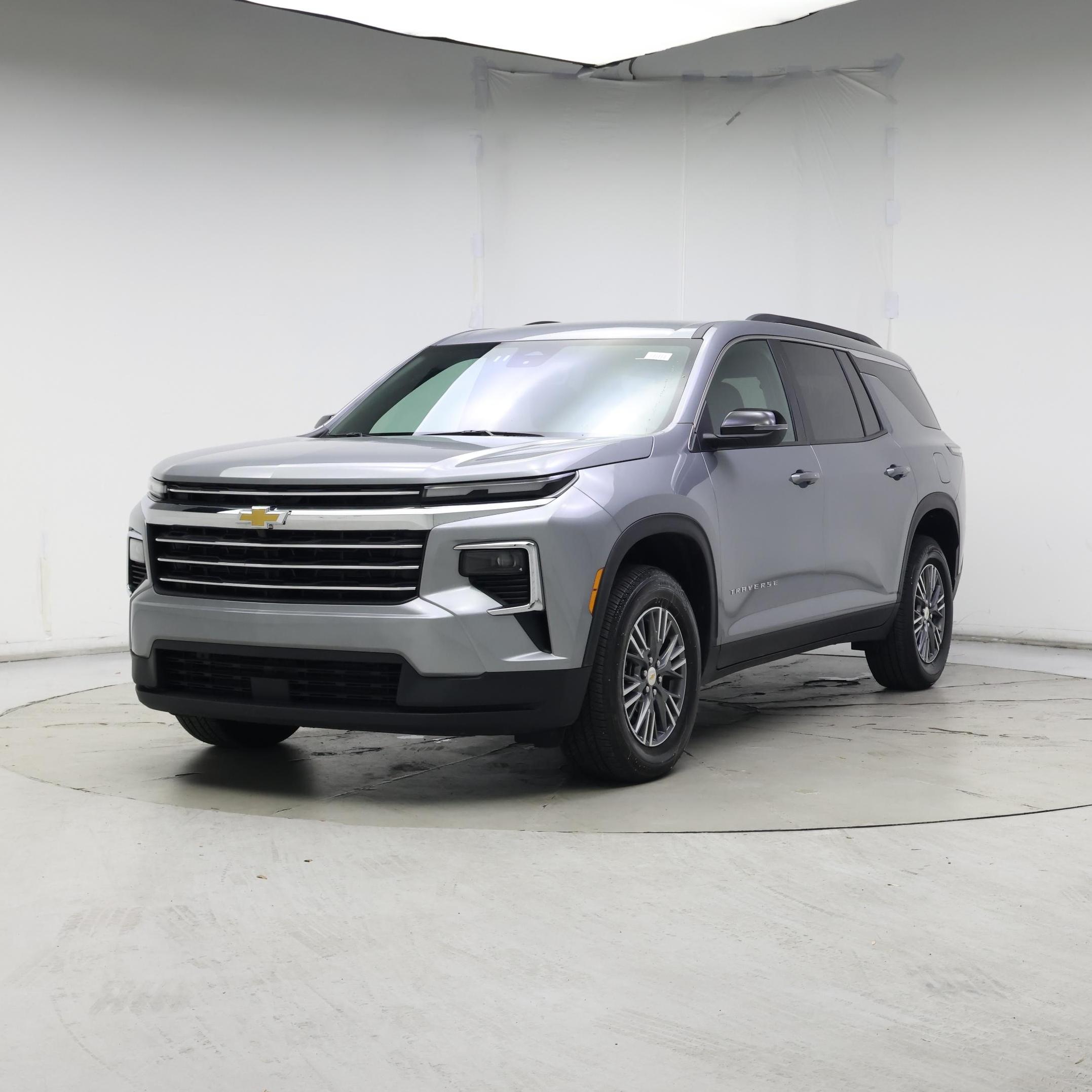 Thumbnail: 2025 Chevrolet Traverse - 4