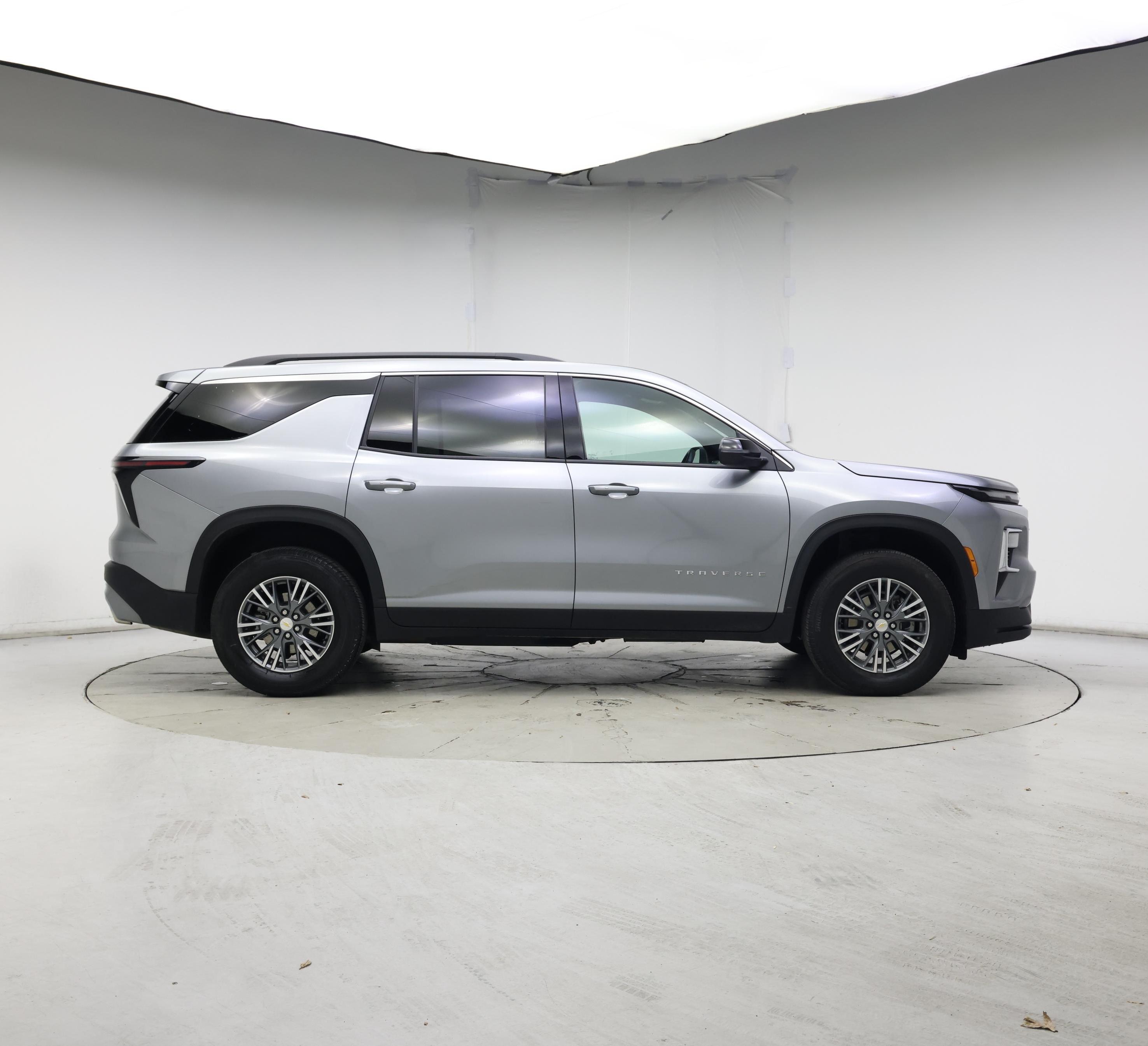 Thumbnail: 2025 Chevrolet Traverse - 7