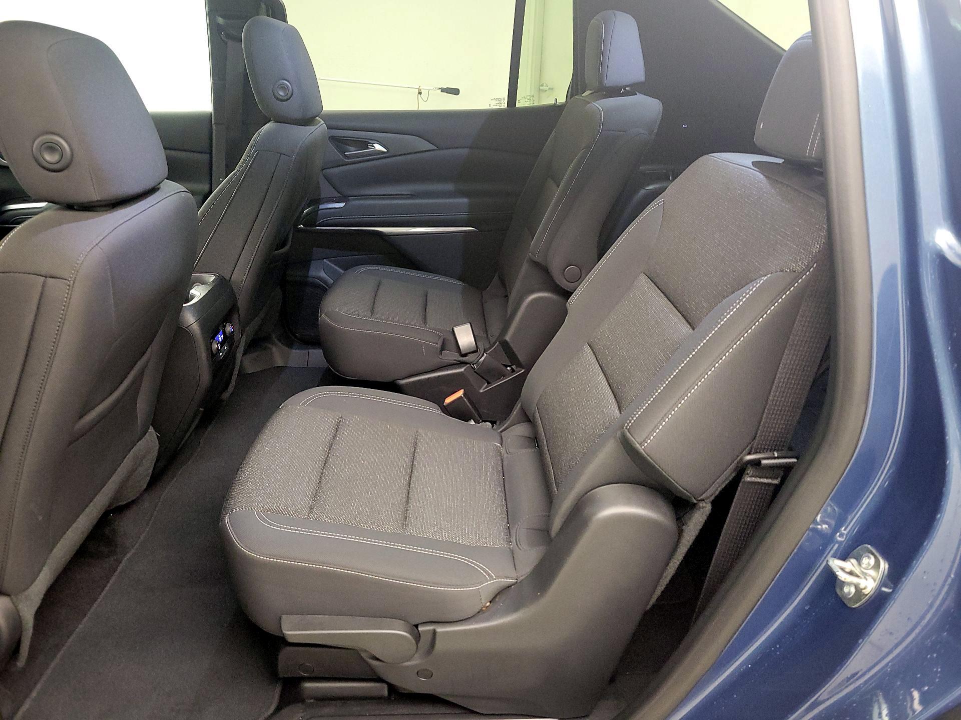 Thumbnail: 2025 Chevrolet Traverse - 20