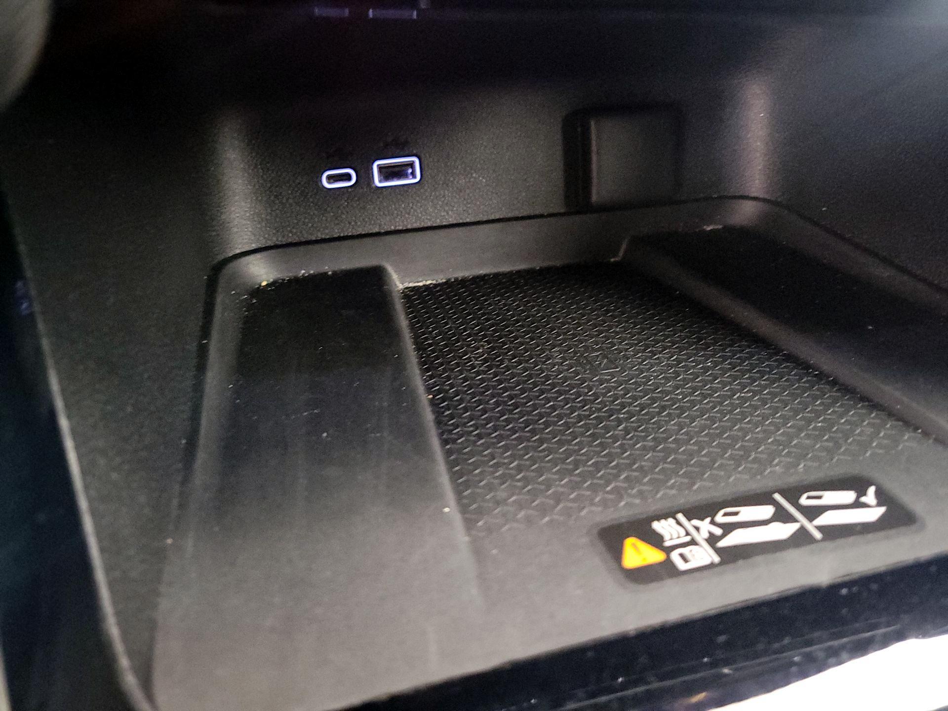 Thumbnail: 2025 Chevrolet Traverse - 18