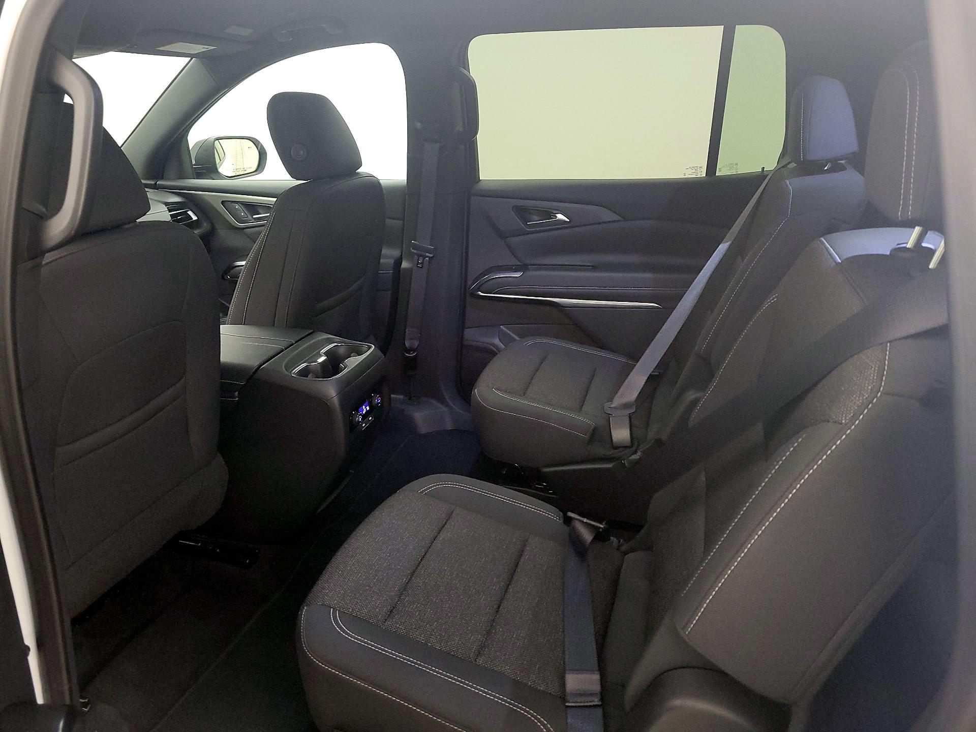 Thumbnail: 2025 Chevrolet Traverse - 19