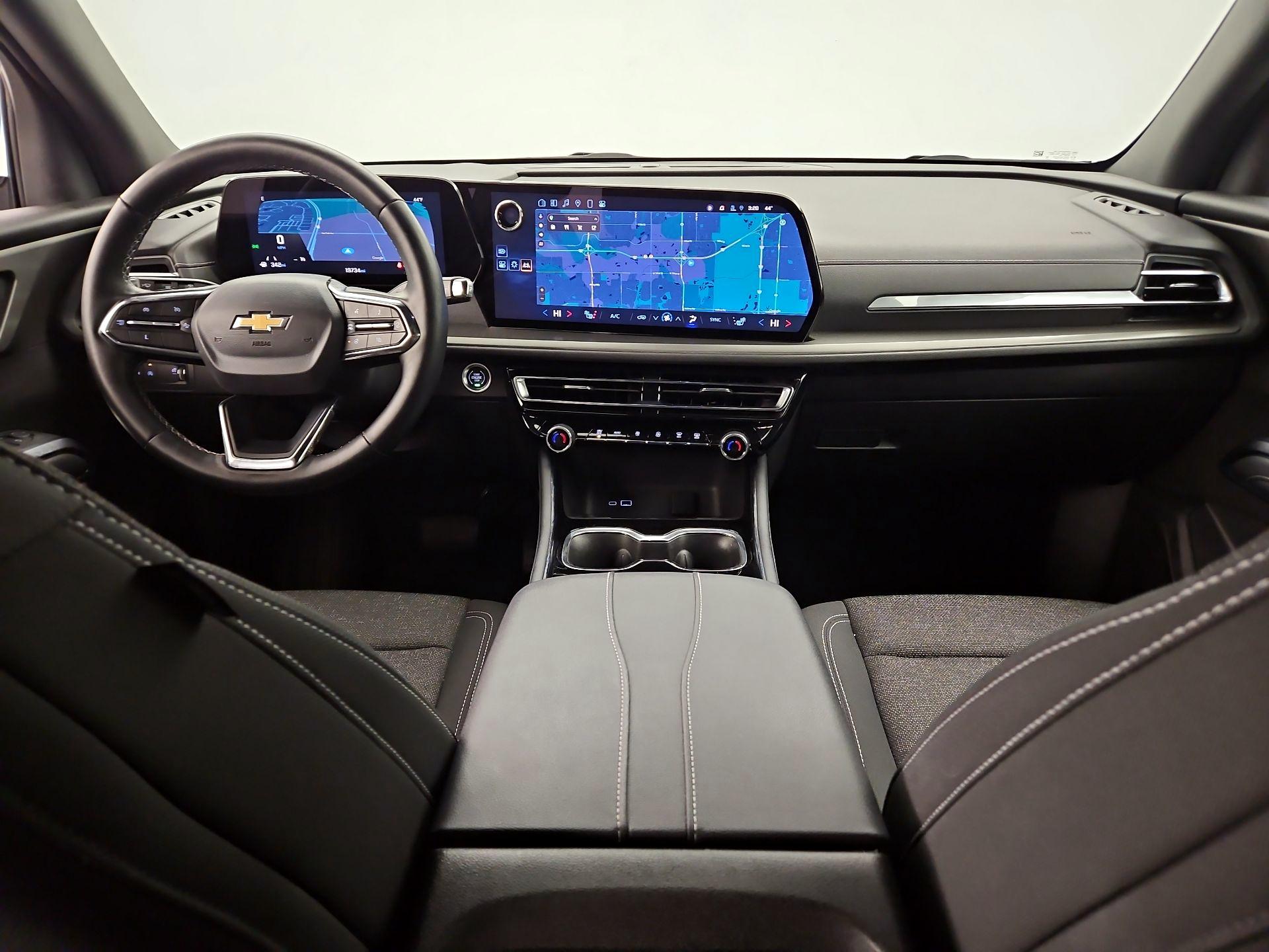 Thumbnail: 2025 Chevrolet Traverse - 9