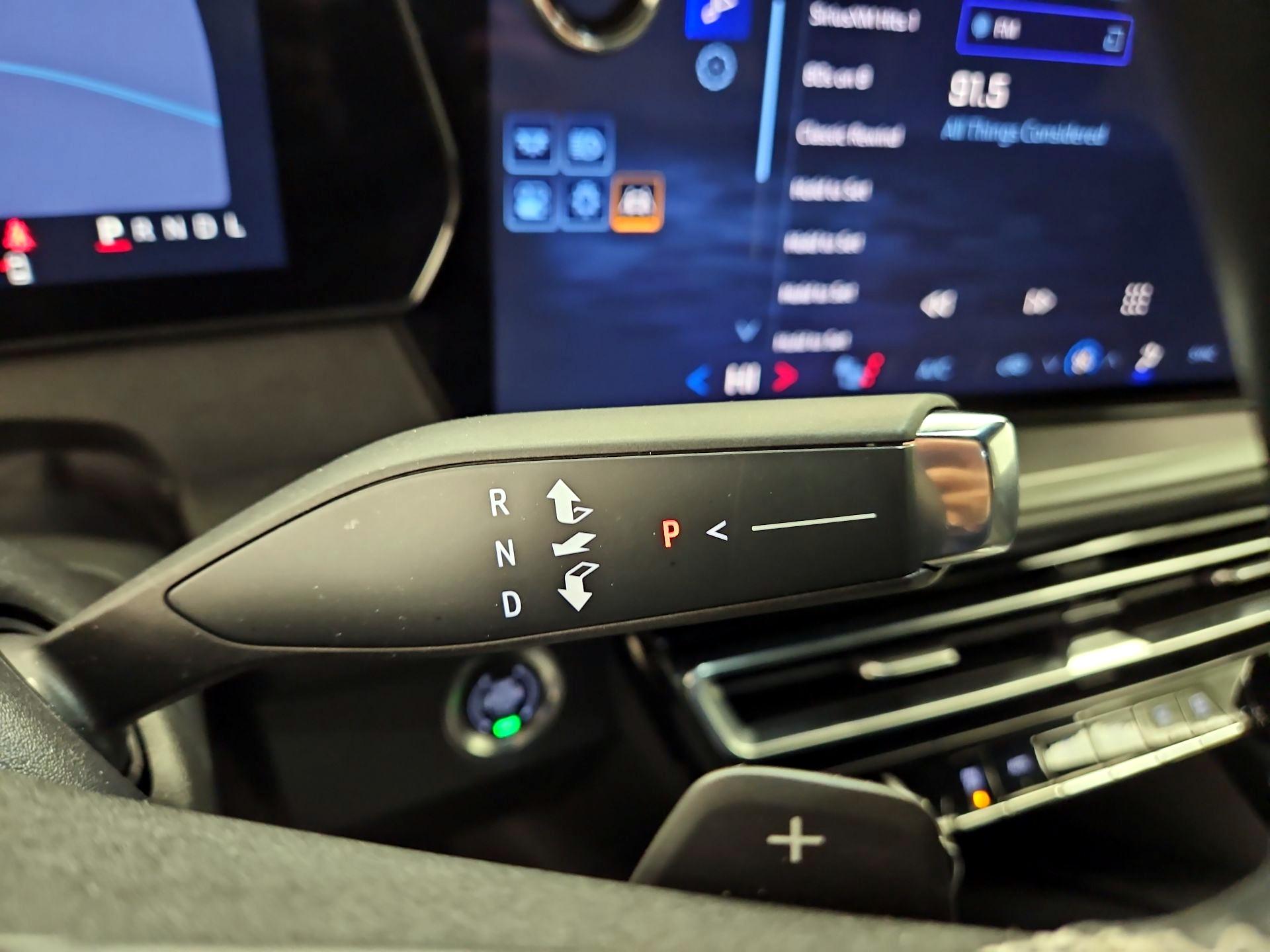 Thumbnail: 2025 Chevrolet Traverse - 18