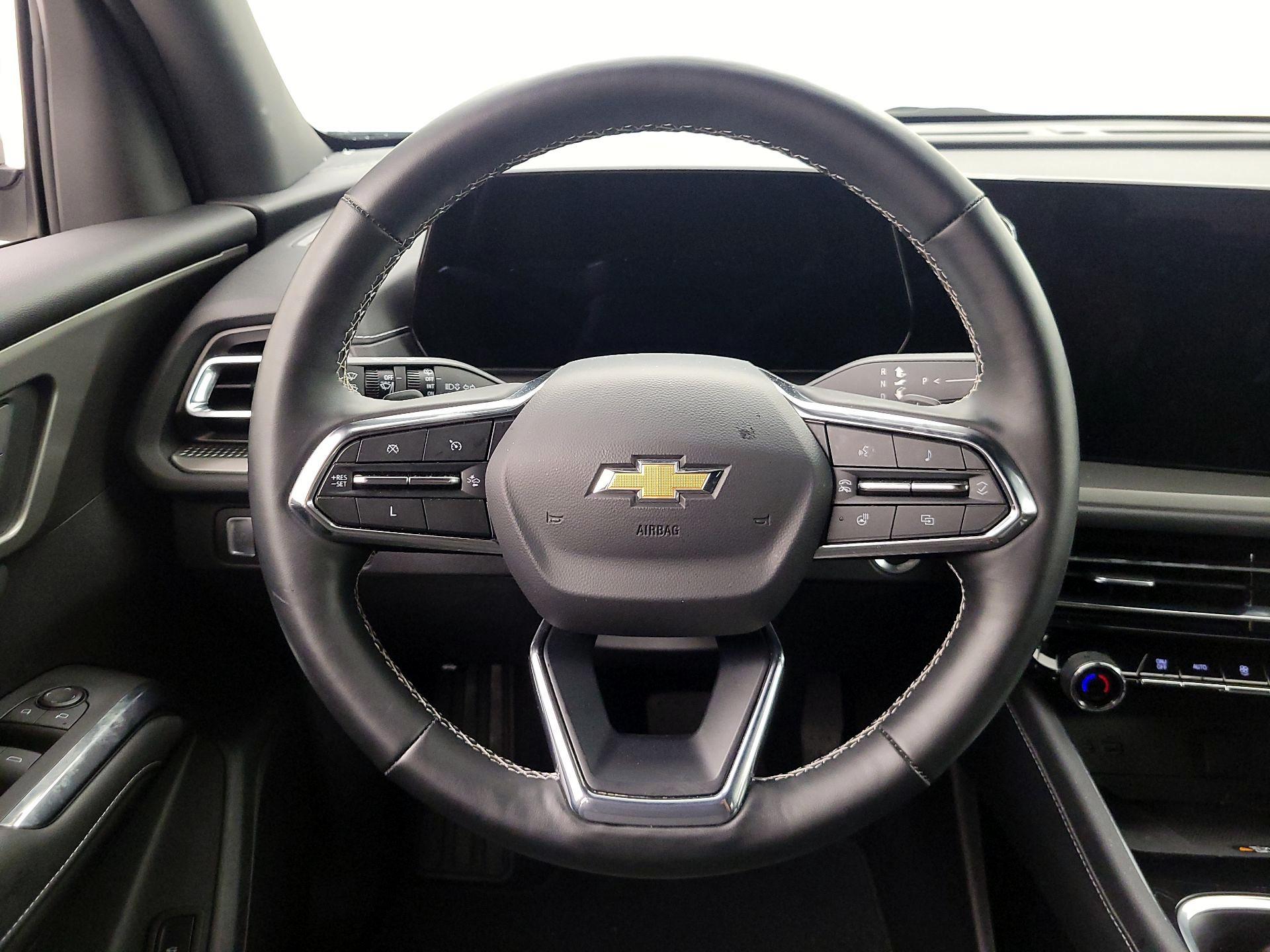 Thumbnail: 2025 Chevrolet Traverse - 10