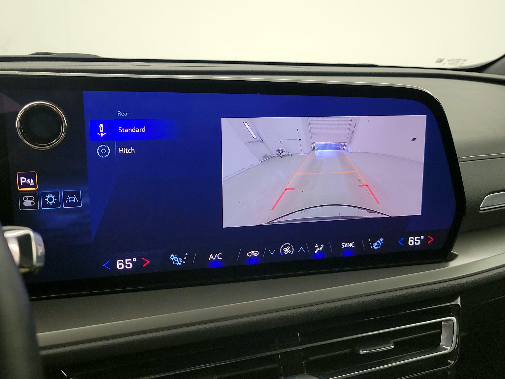 Thumbnail: 2025 Chevrolet Traverse - 14