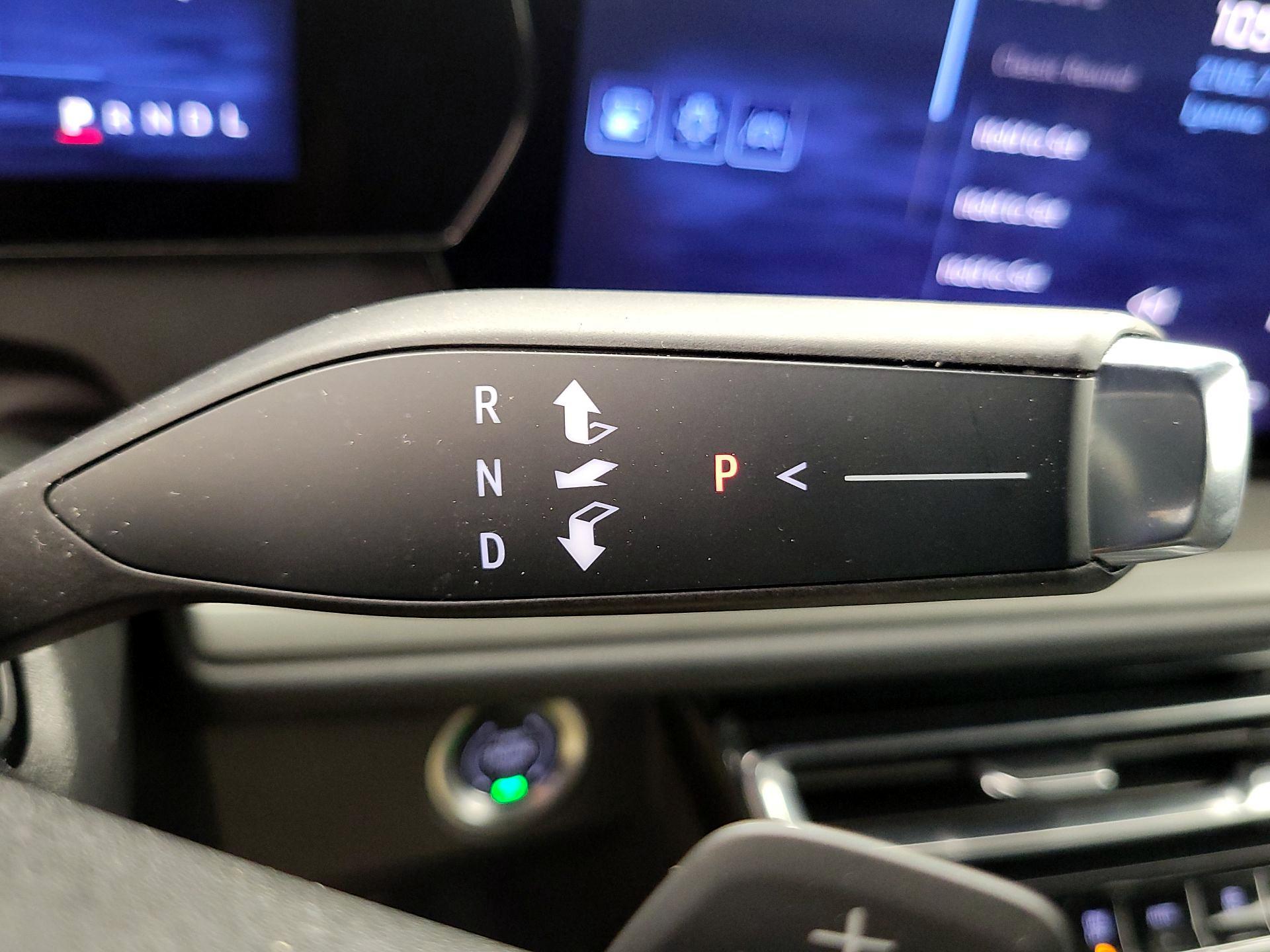 Thumbnail: 2025 Chevrolet Traverse - 17